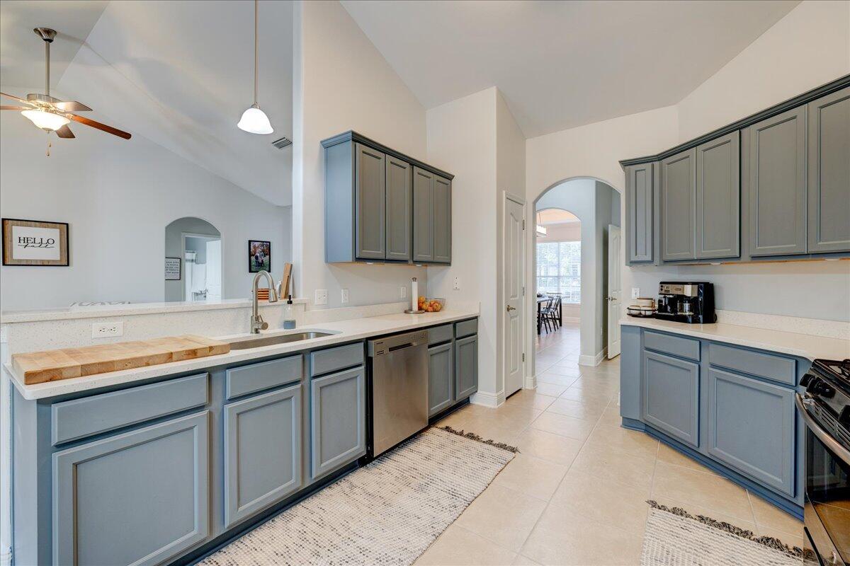HAMMOCK BAY - Residential