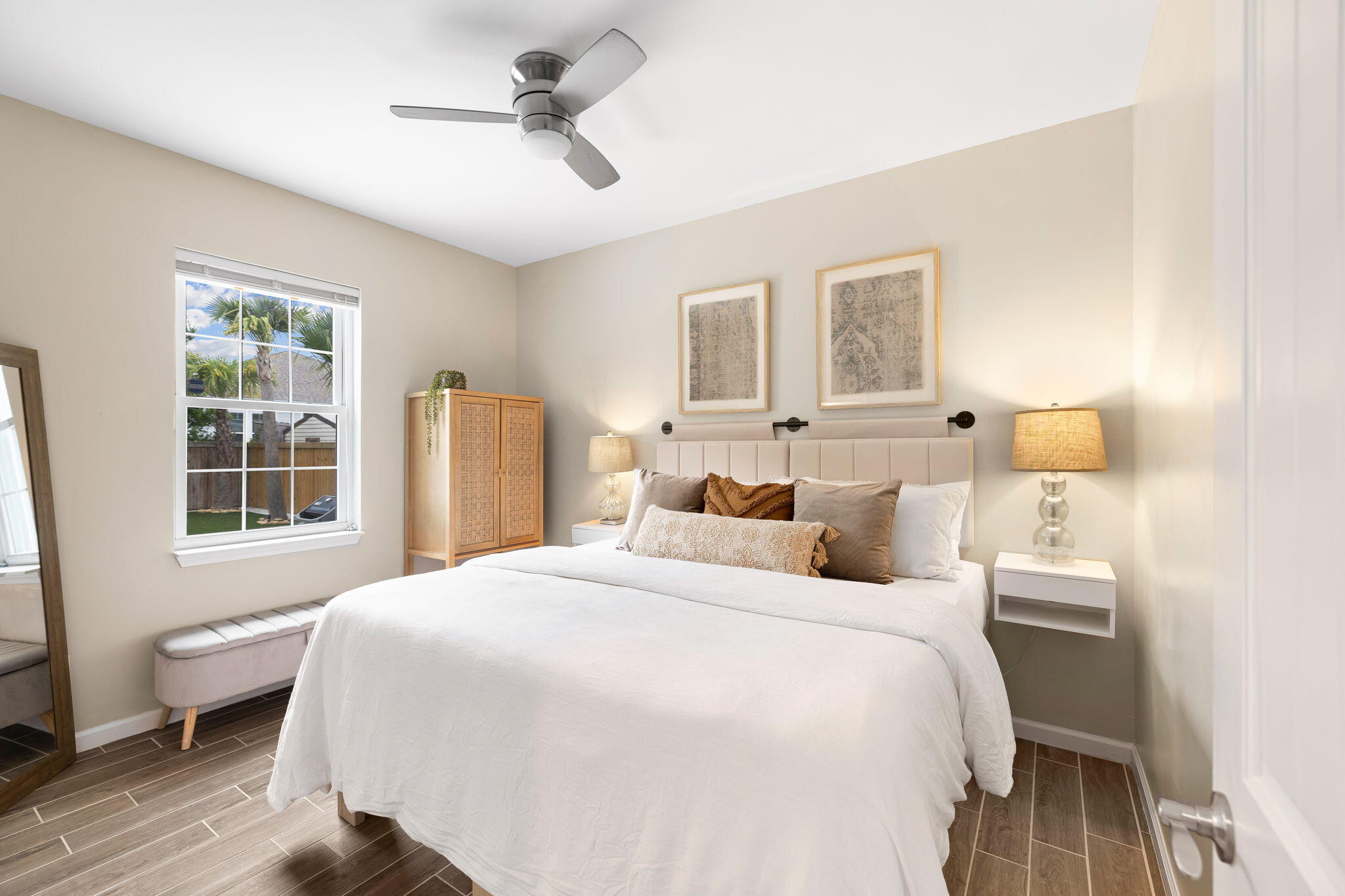 RIVIERA BEACH - Residential