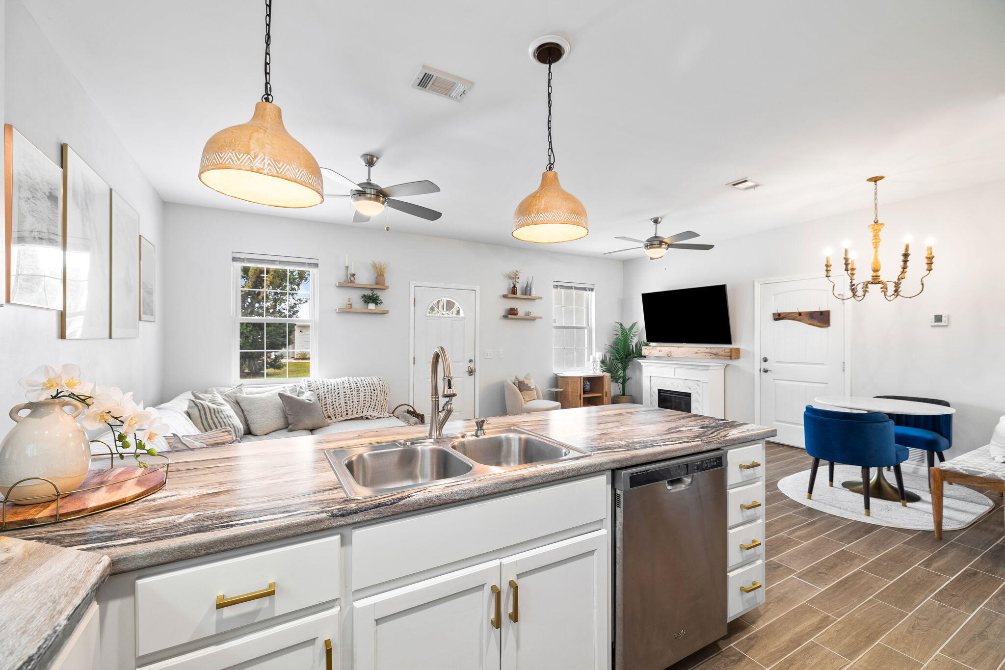 RIVIERA BEACH - Residential