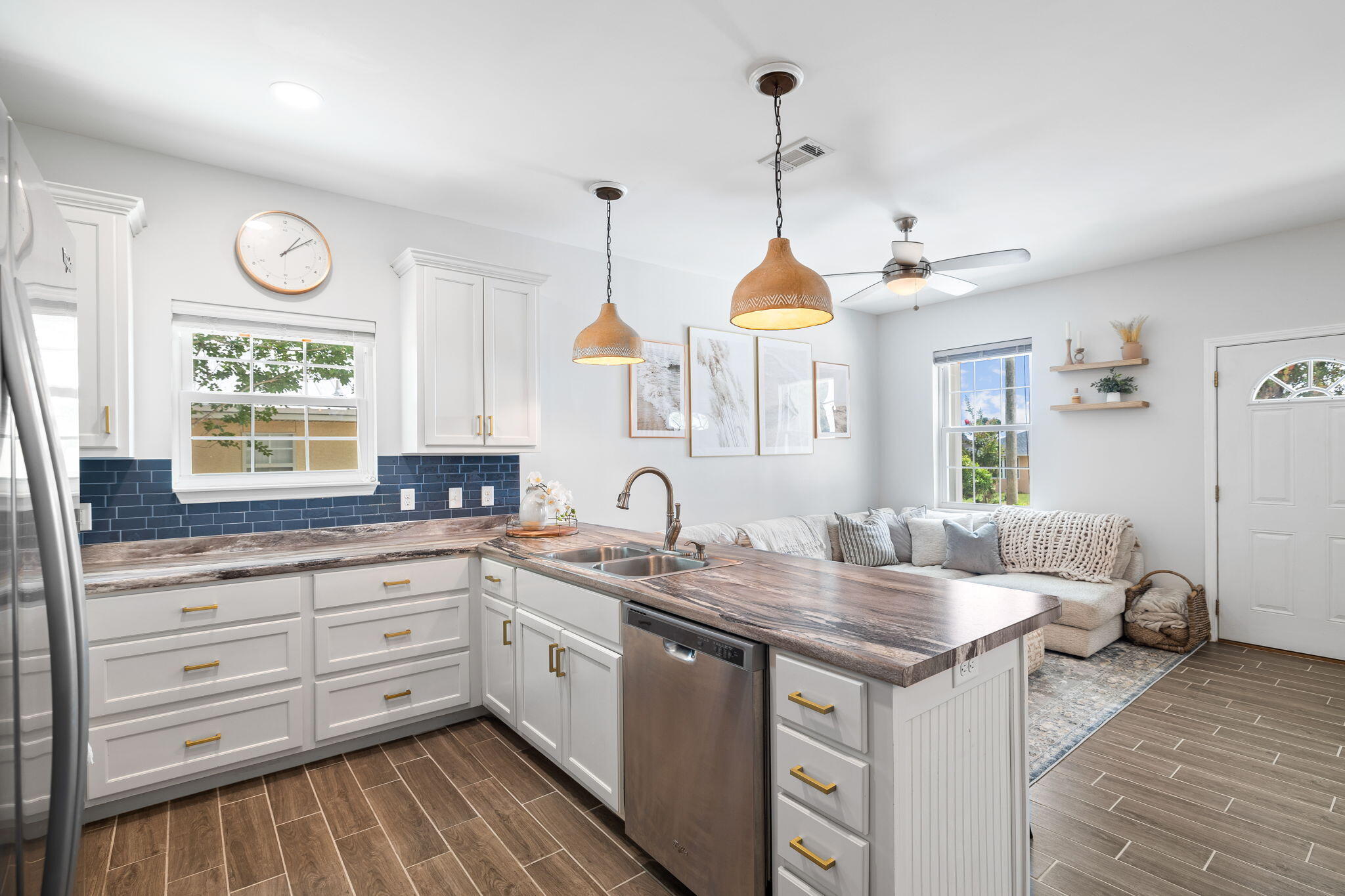 RIVIERA BEACH - Residential