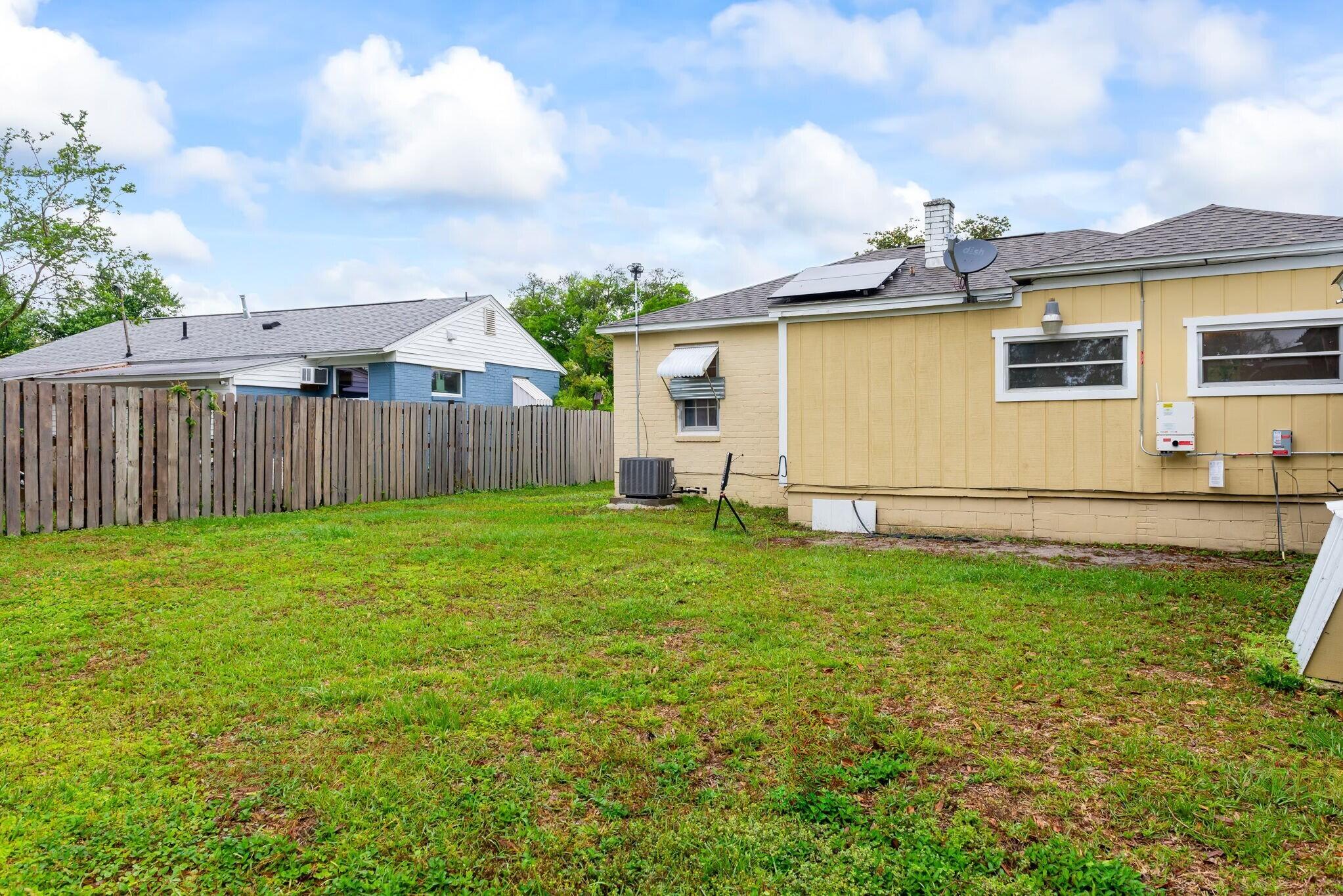 NAVY POINT - Residential