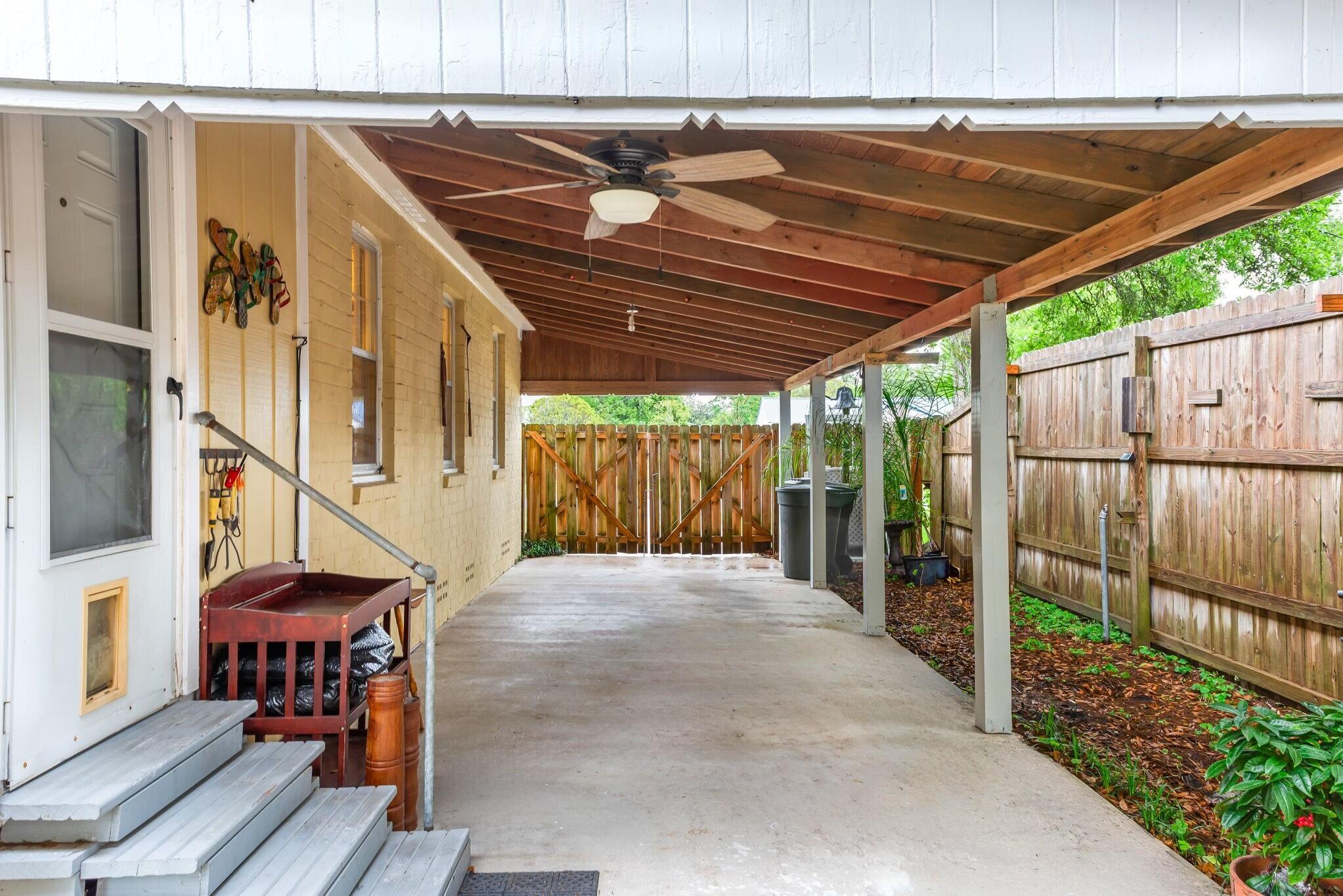 NAVY POINT - Residential