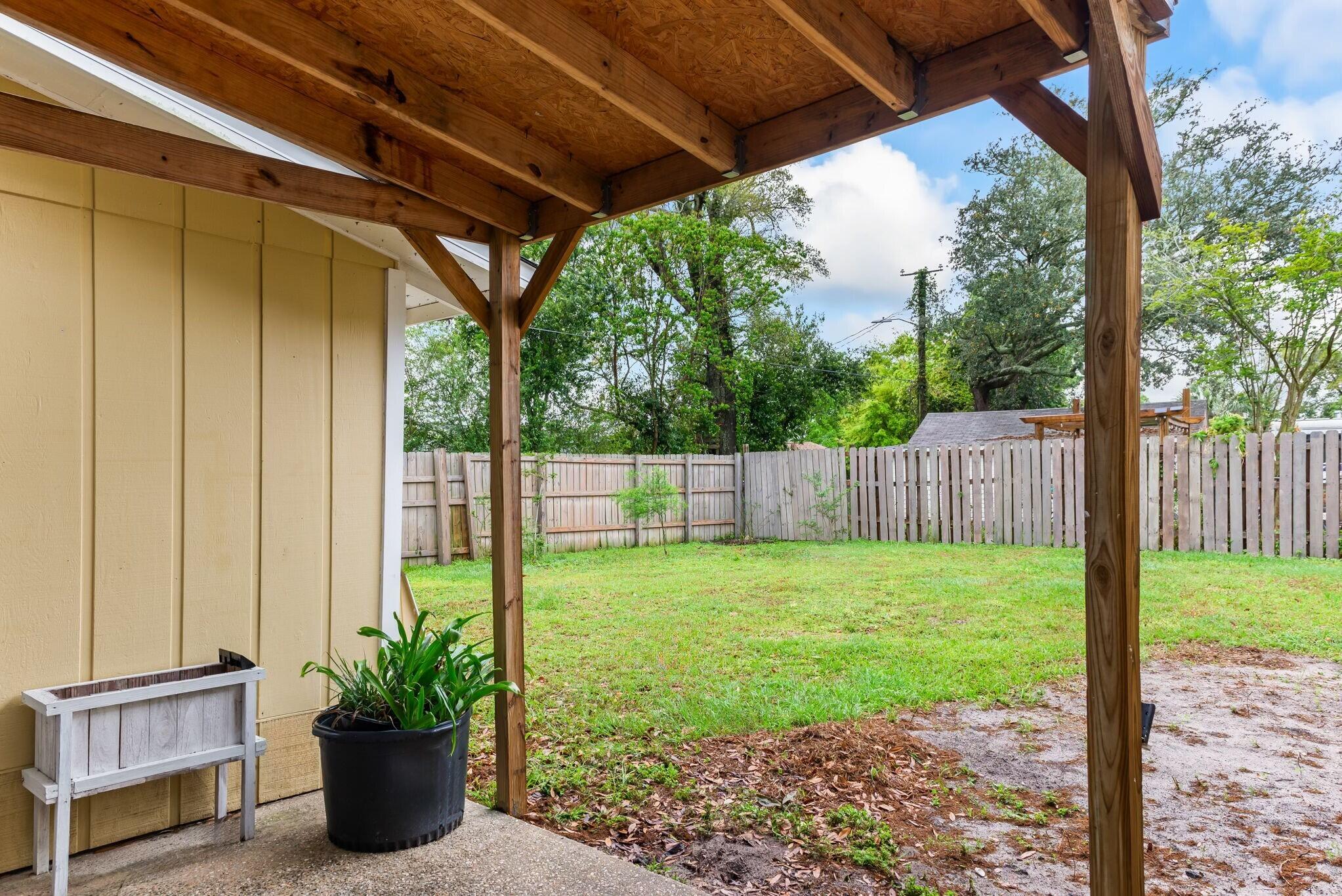 NAVY POINT - Residential