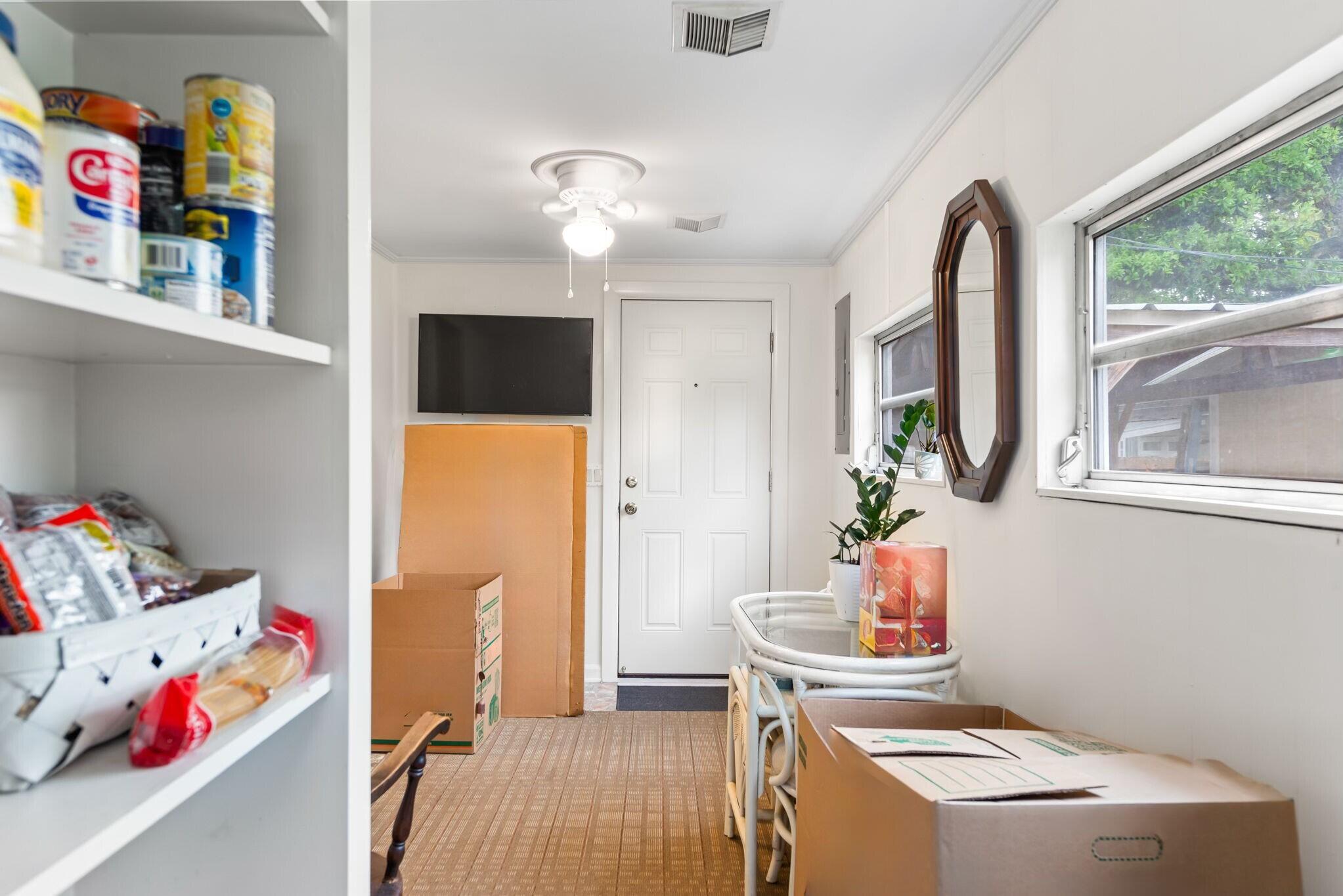 NAVY POINT - Residential