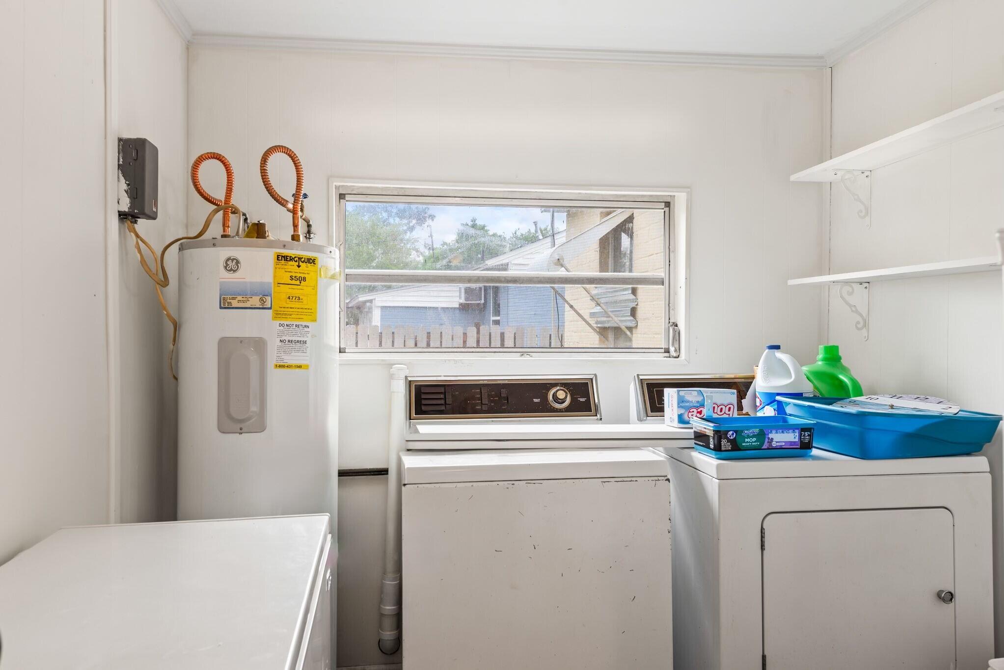 NAVY POINT - Residential