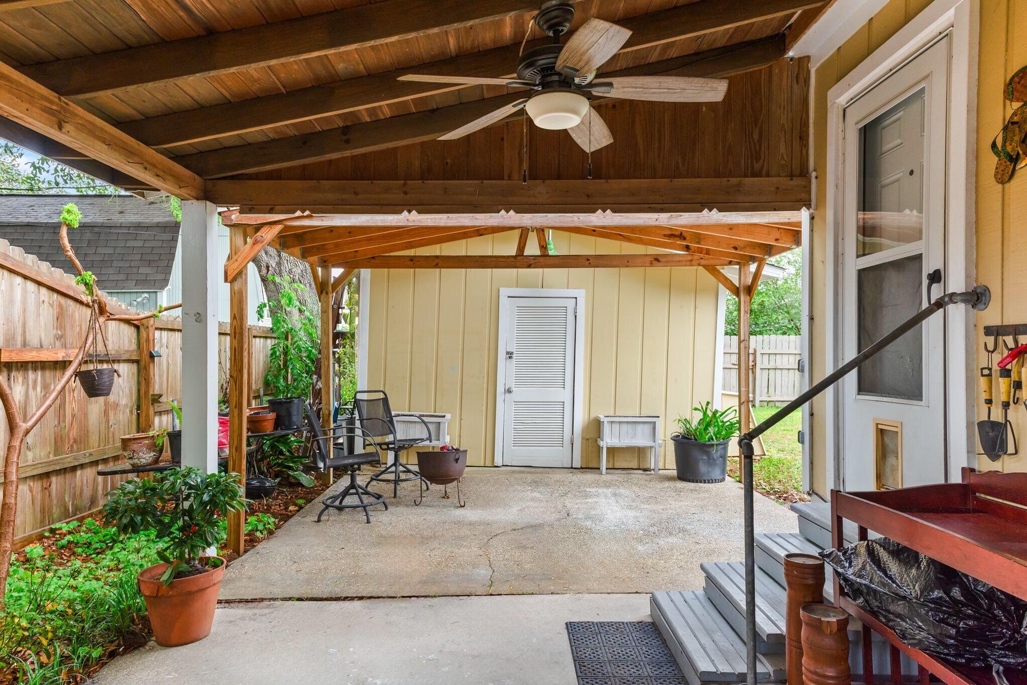 NAVY POINT - Residential