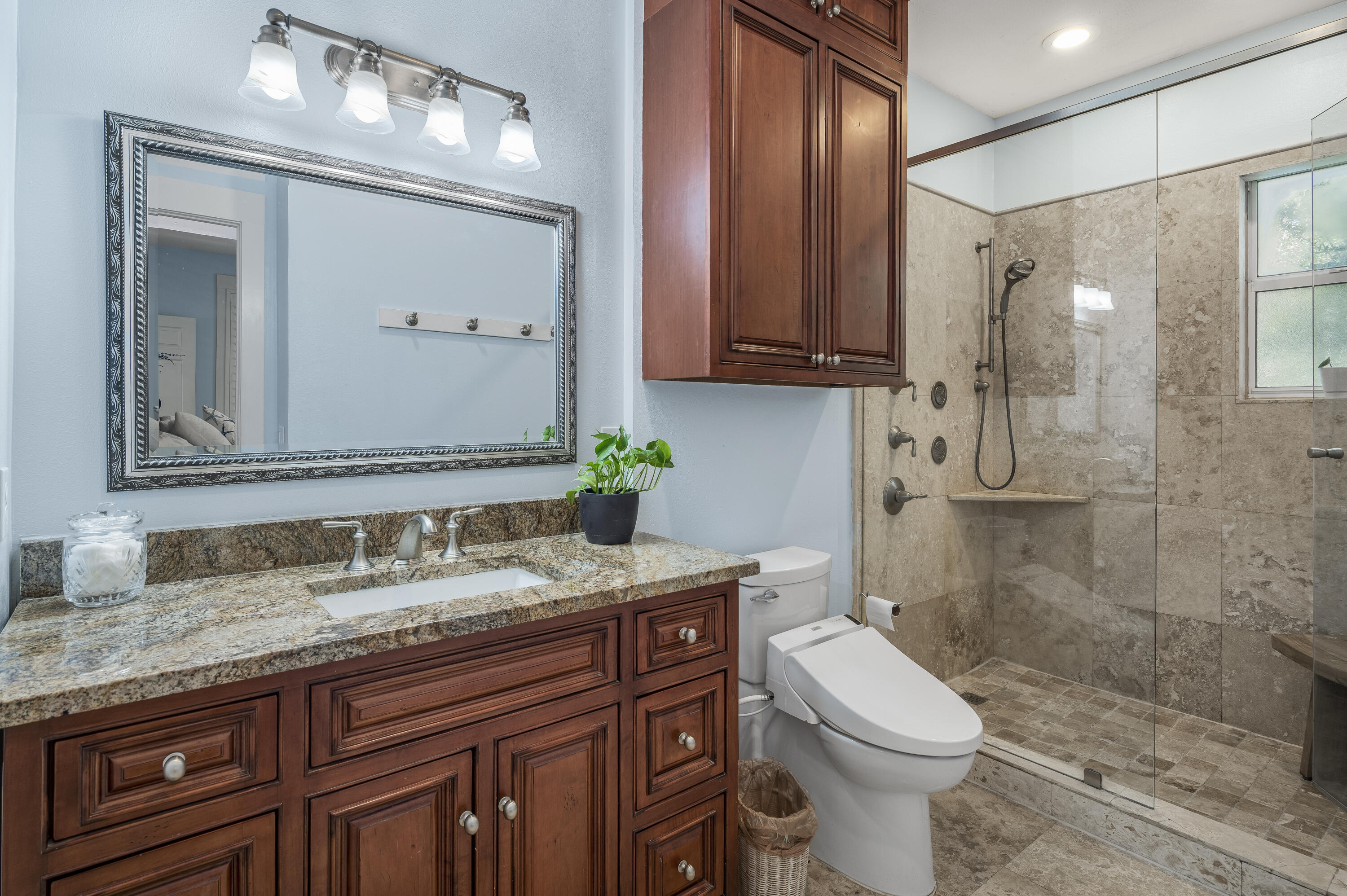 GROVE BY THE SEA - Residential