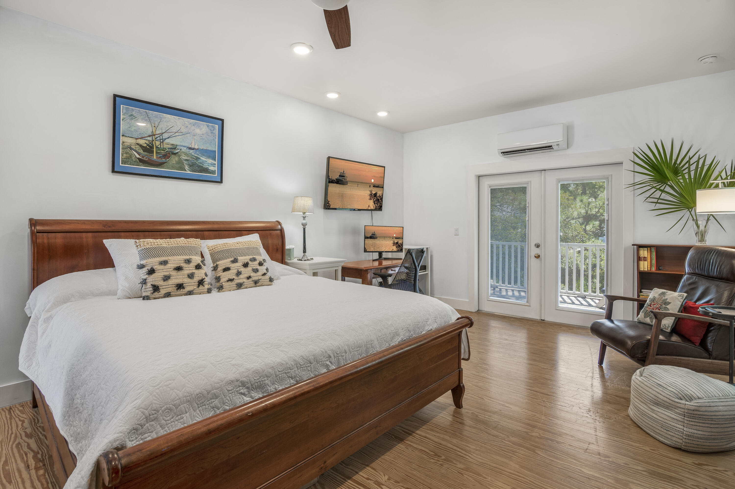 GROVE BY THE SEA - Residential