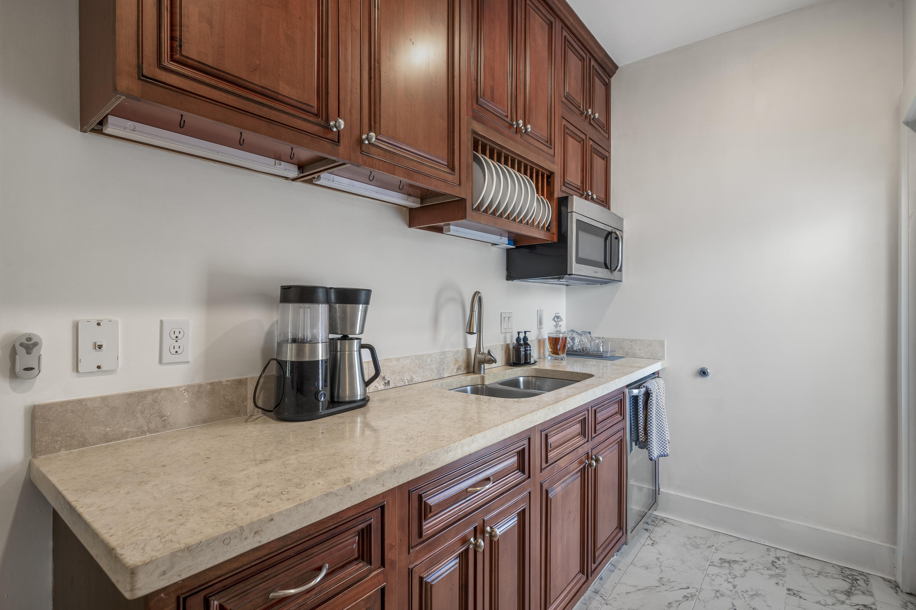 GROVE BY THE SEA - Residential