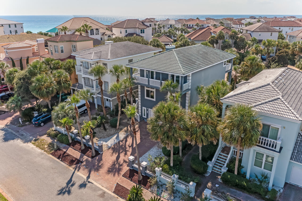 TERRA COTTA TERRACE - Residential