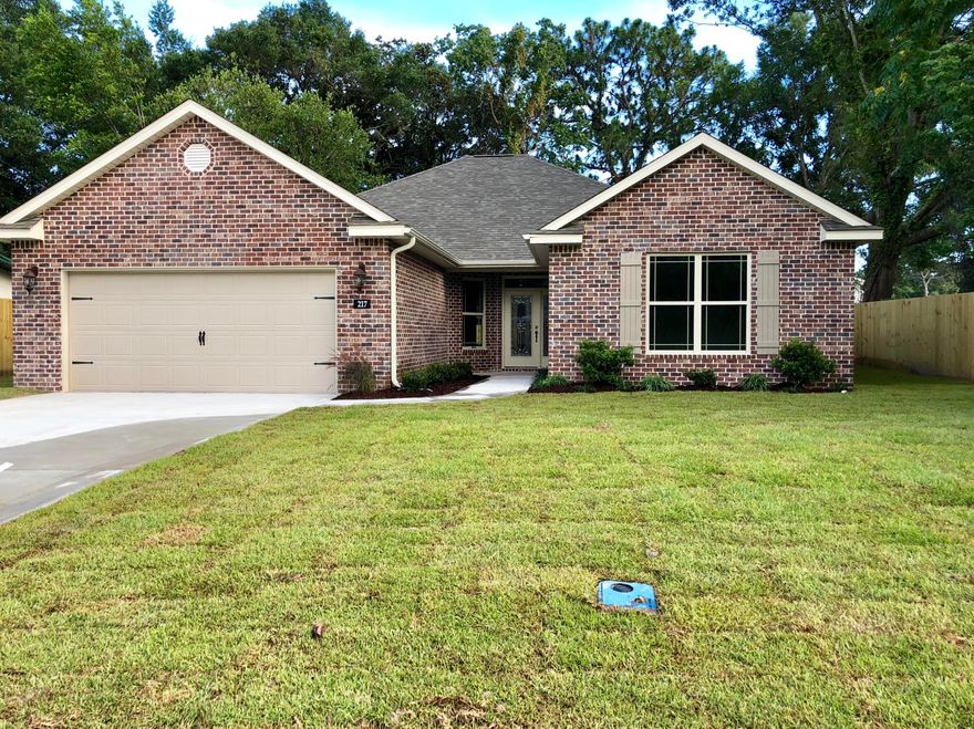 BRAND NEW HOME...Perfectly located minutes to the white sandy beaches and
close to Eglin AFB and Hurburt Field.
Walk into this beautiful 4 bedroom 2 bath home and you will be greeted with a spacious living room that has a beautiful tray ceiling with crown molding. The kitchen has gorgeous cabinetry and granite countertops. Beautiful breakfast bar that is great for entertaining. Checkout the awesome fenced backyard that is ready for weekends of entertaining. Measurements believed to be correct, but Buyer should verify all measurements deemed to be accurate.