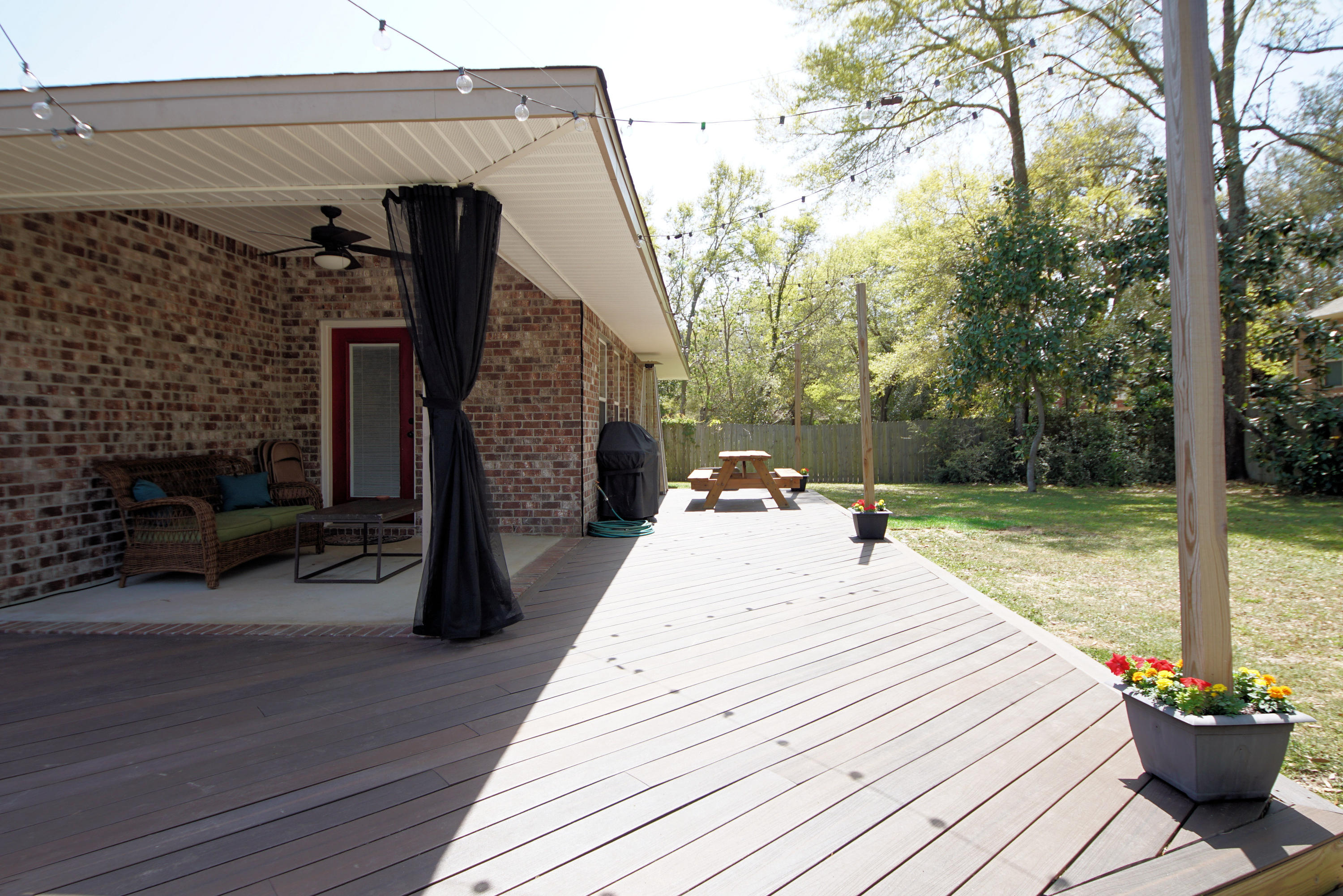 SUNSET STRIP - Residential