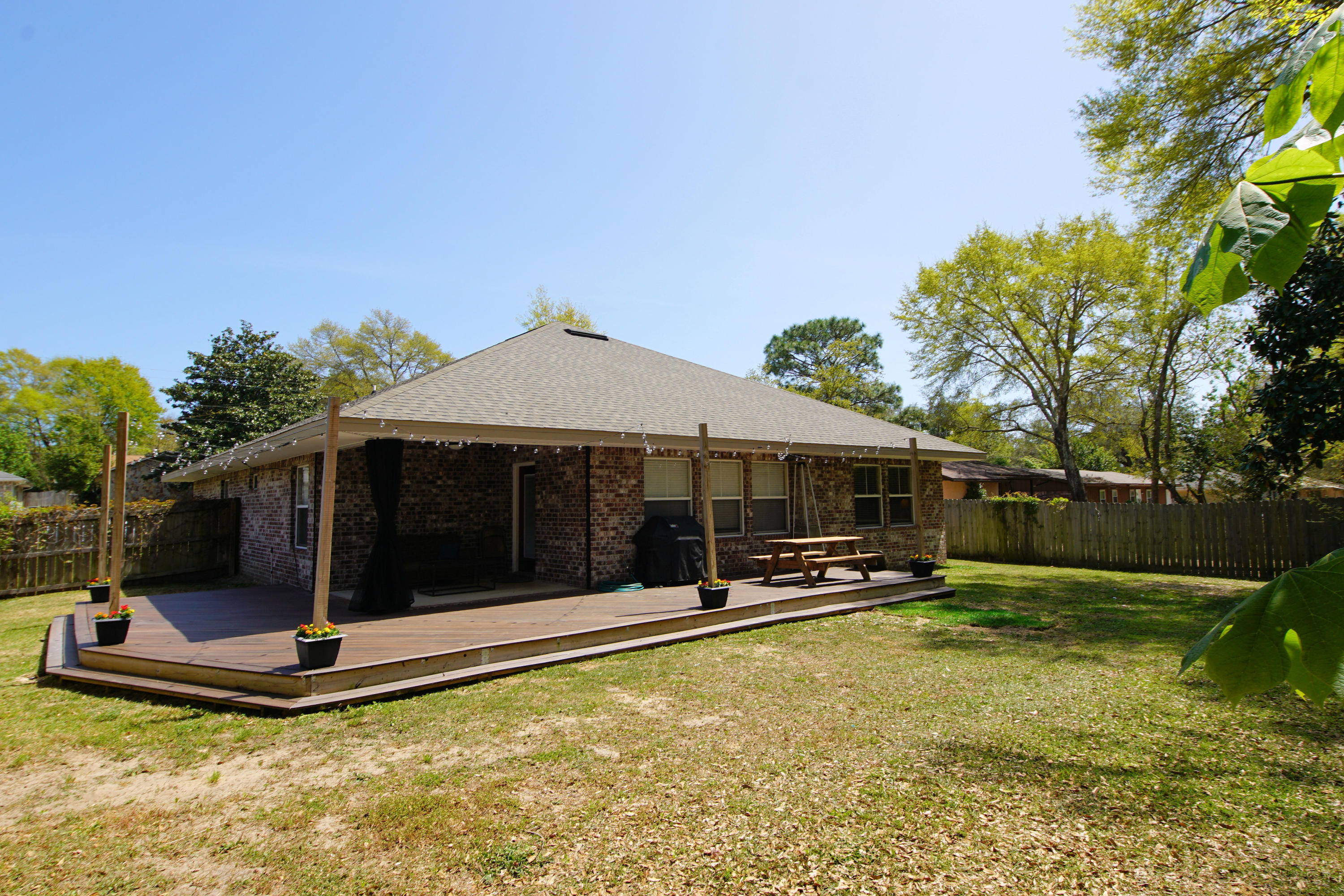 SUNSET STRIP - Residential