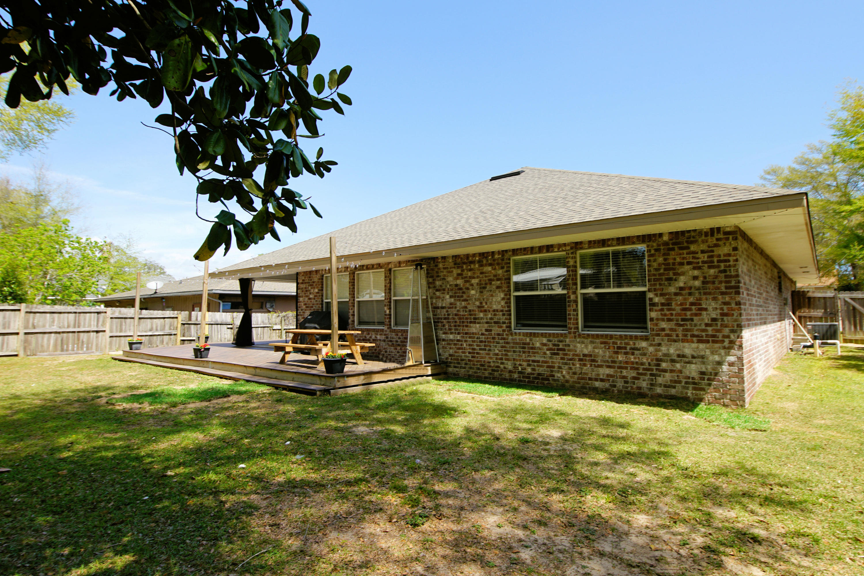 SUNSET STRIP - Residential