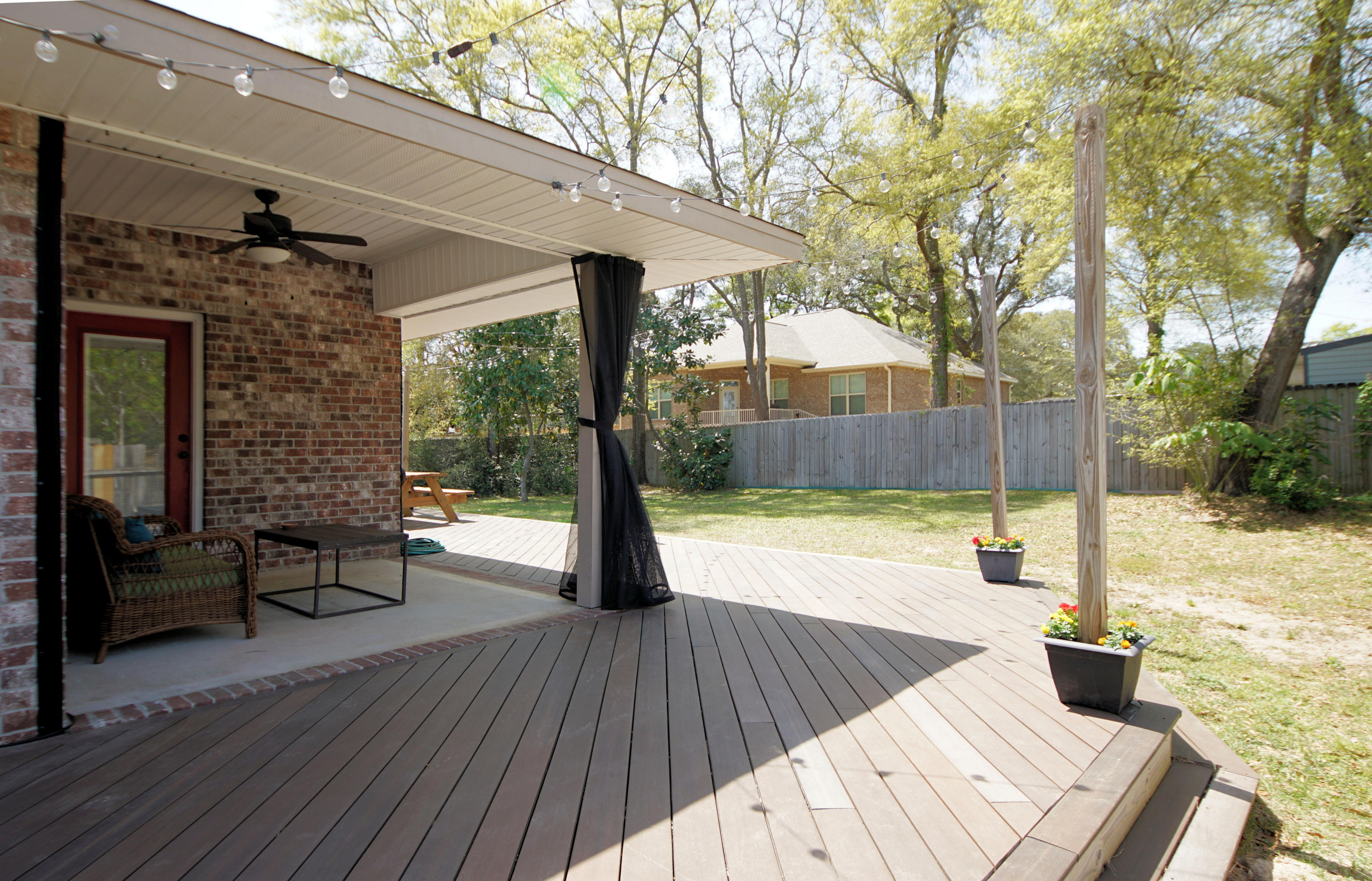 SUNSET STRIP - Residential