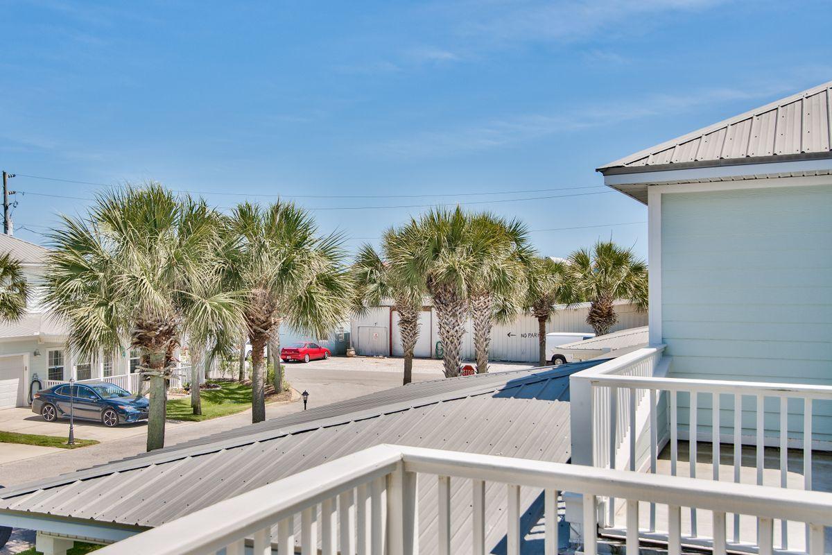 Miramar Palms - Residential