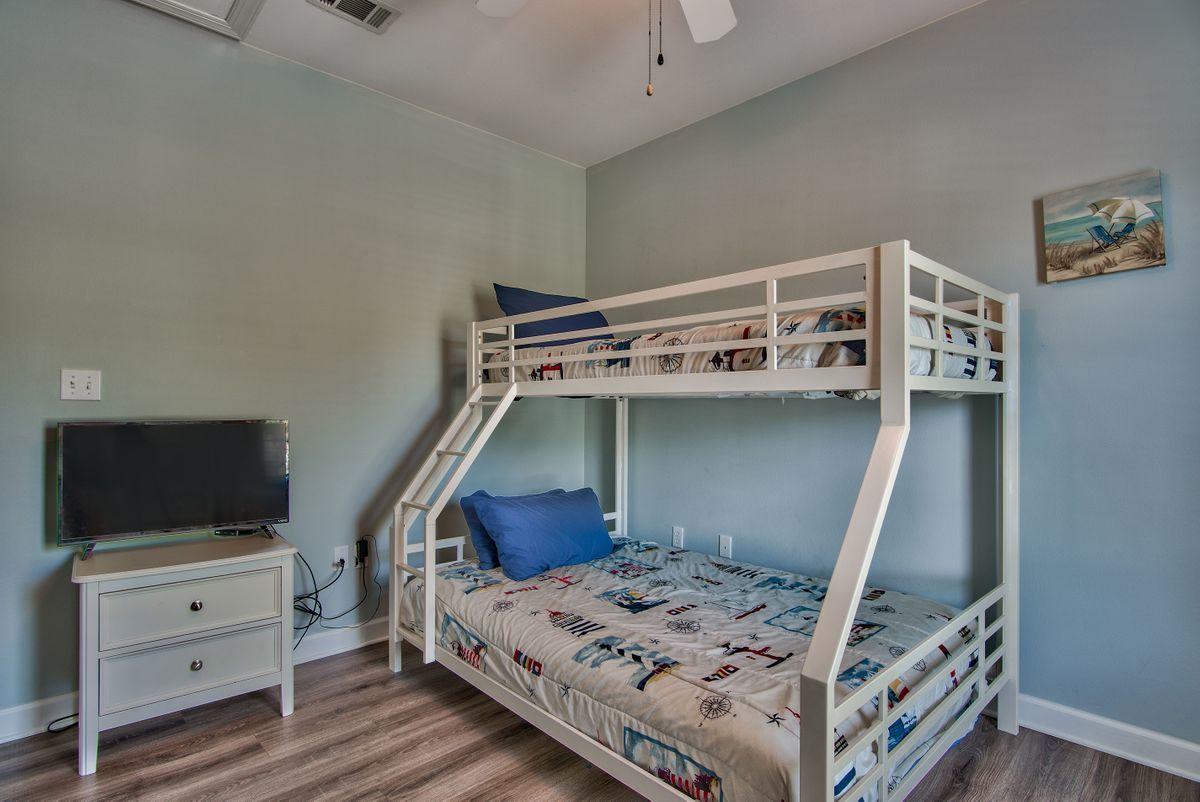Miramar Palms - Residential