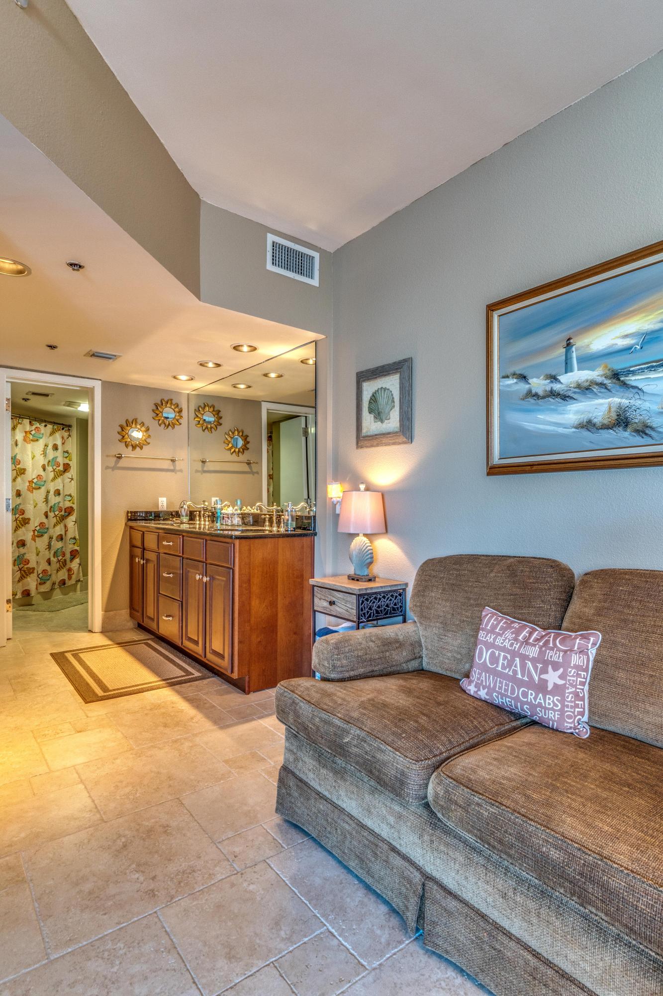 EAST PASS TOWERS CONDO - Residential