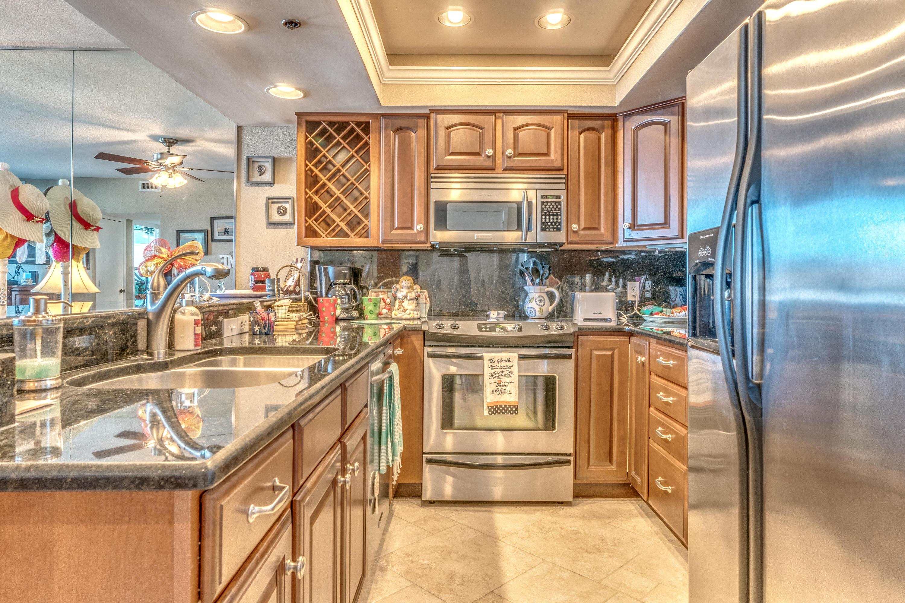 EAST PASS TOWERS CONDO - Residential