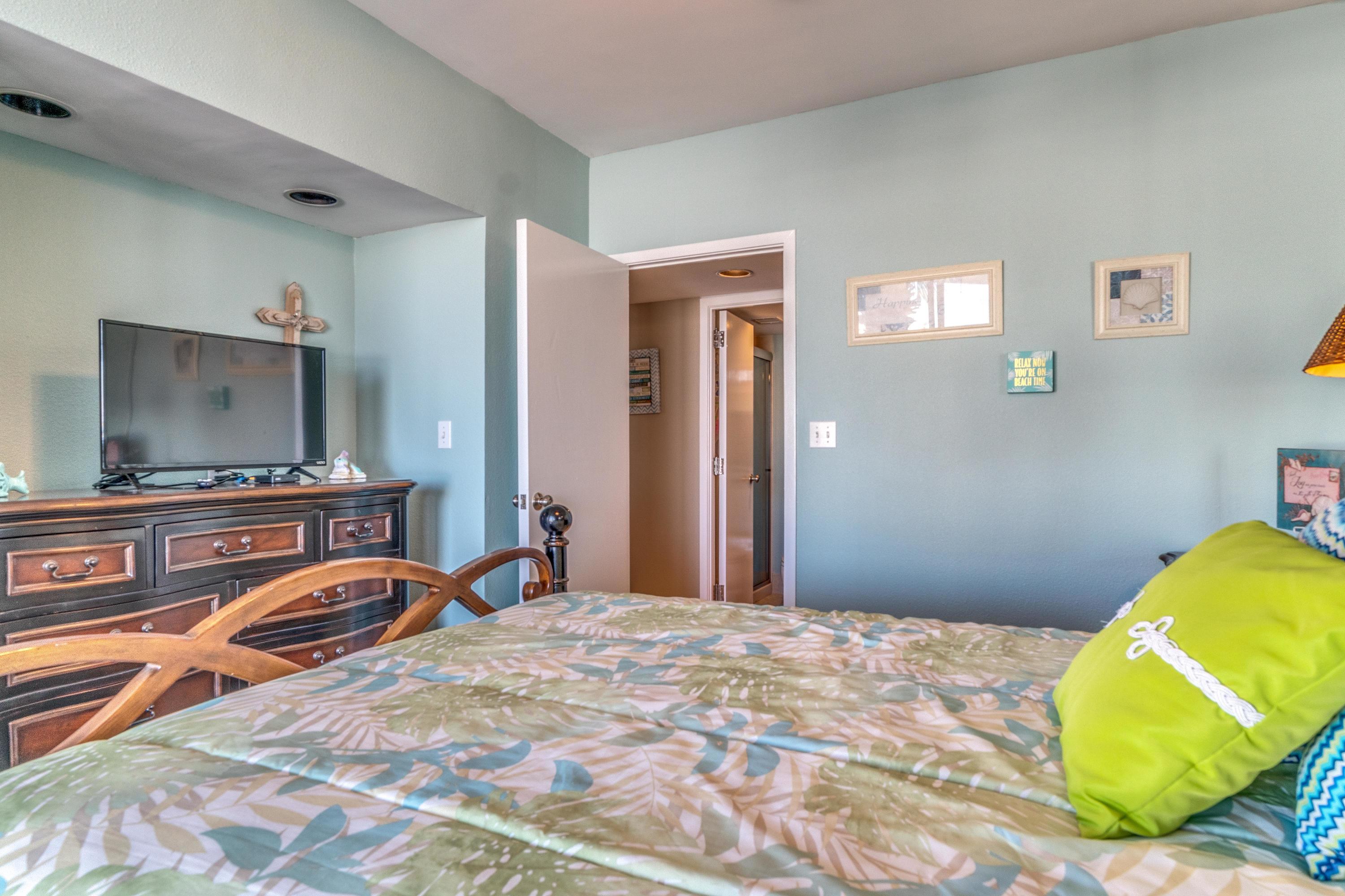 EAST PASS TOWERS CONDO - Residential