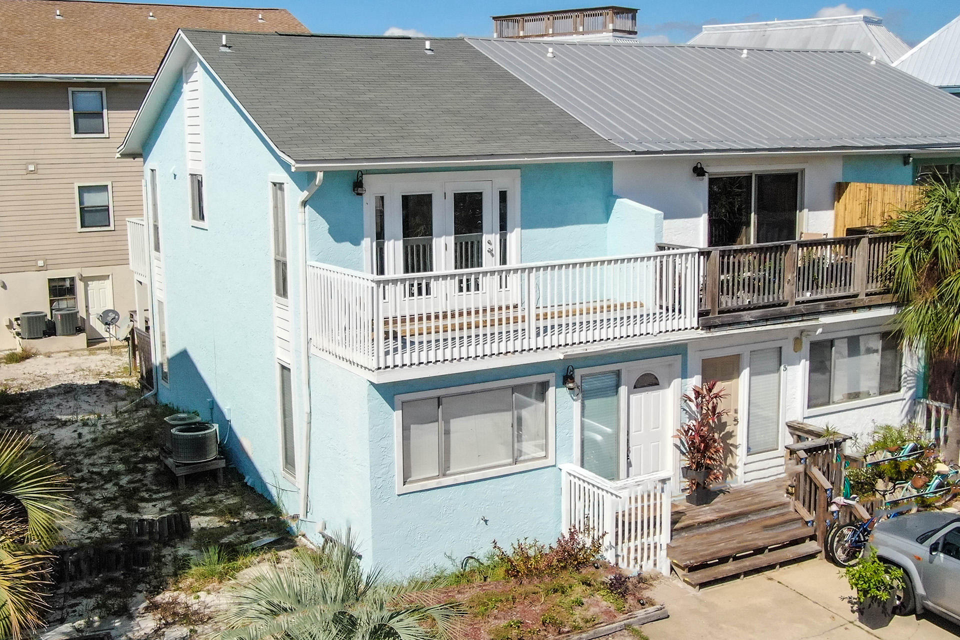 HOLIDAY ISLE - Residential