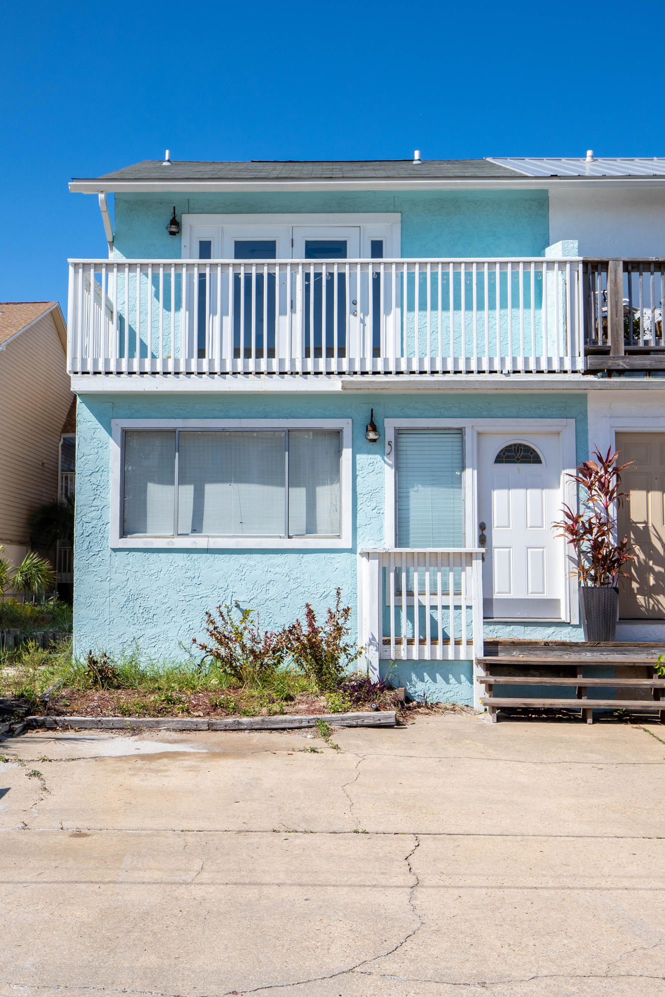 HOLIDAY ISLE - Residential