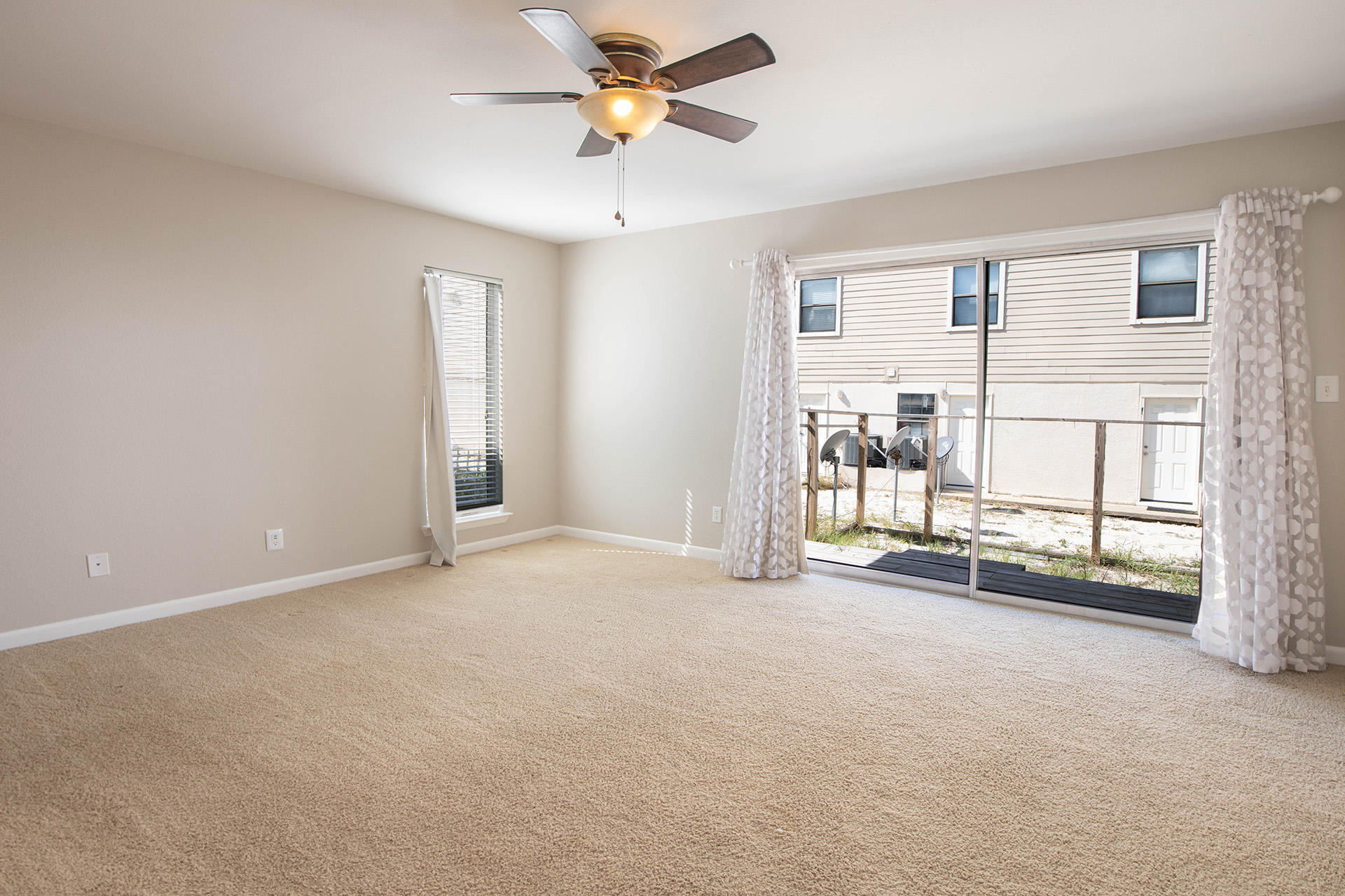 HOLIDAY ISLE - Residential