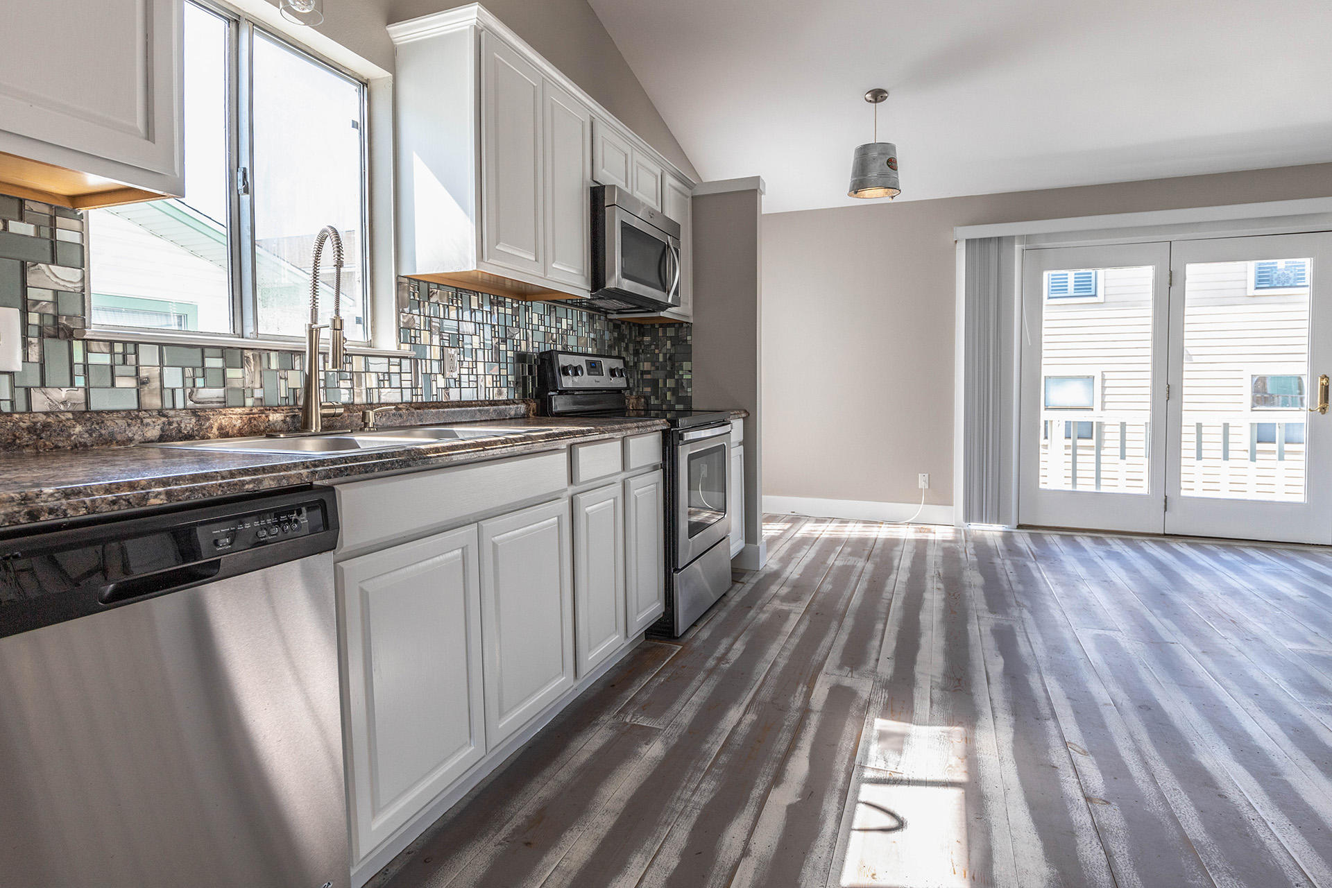 HOLIDAY ISLE - Residential