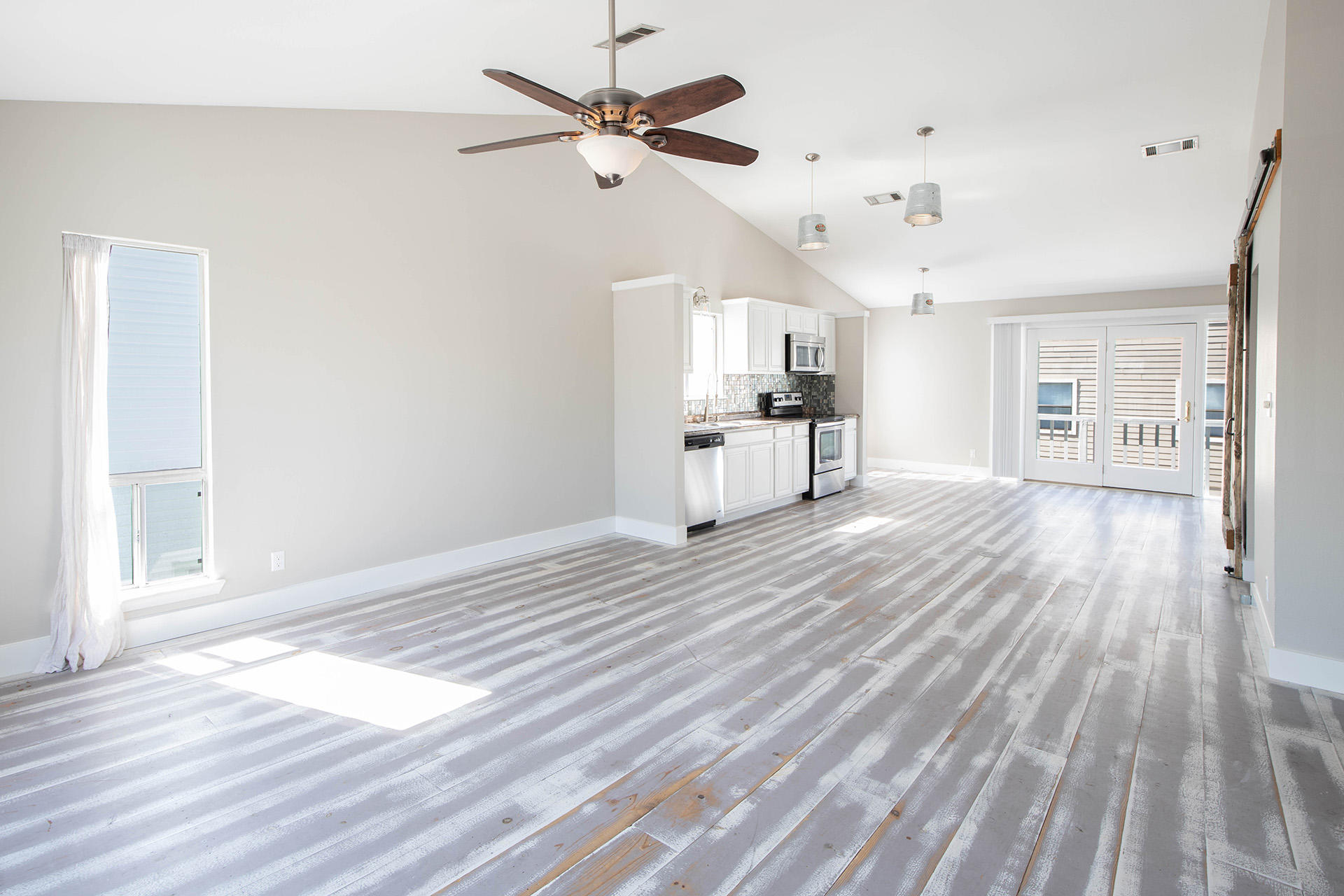 HOLIDAY ISLE - Residential