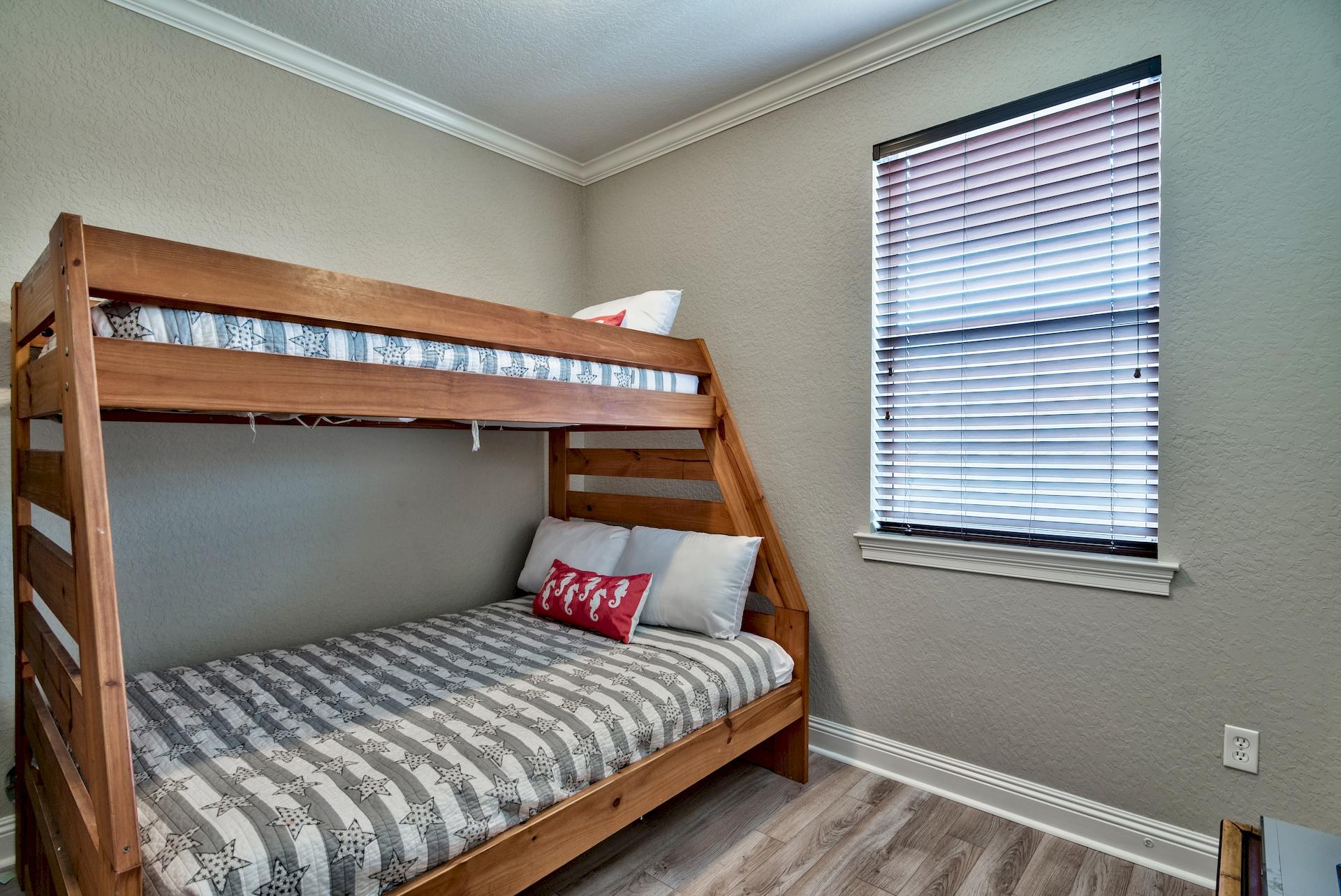 VILLAGES OF CRYSTAL BEACH - Residential