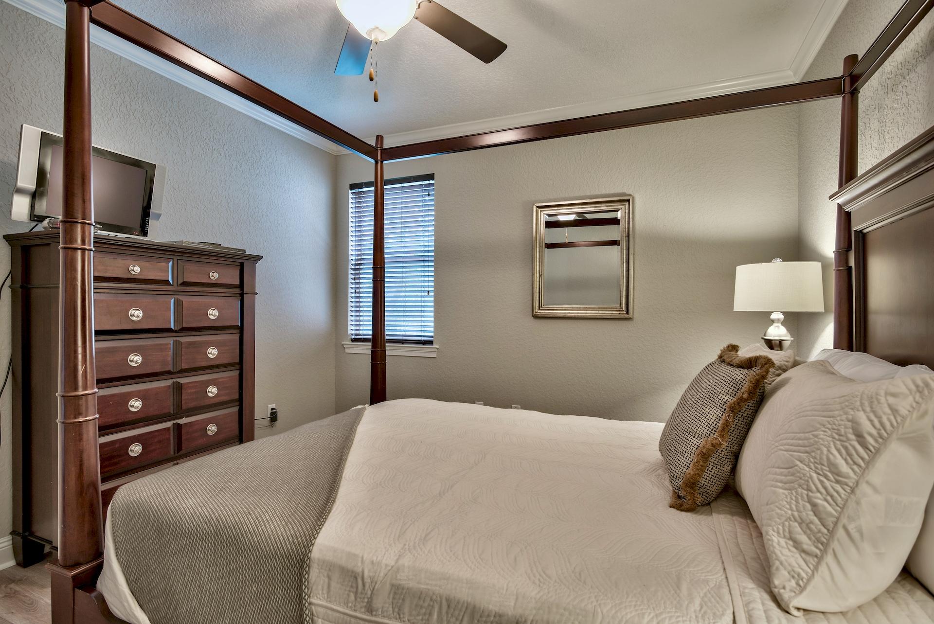 VILLAGES OF CRYSTAL BEACH - Residential