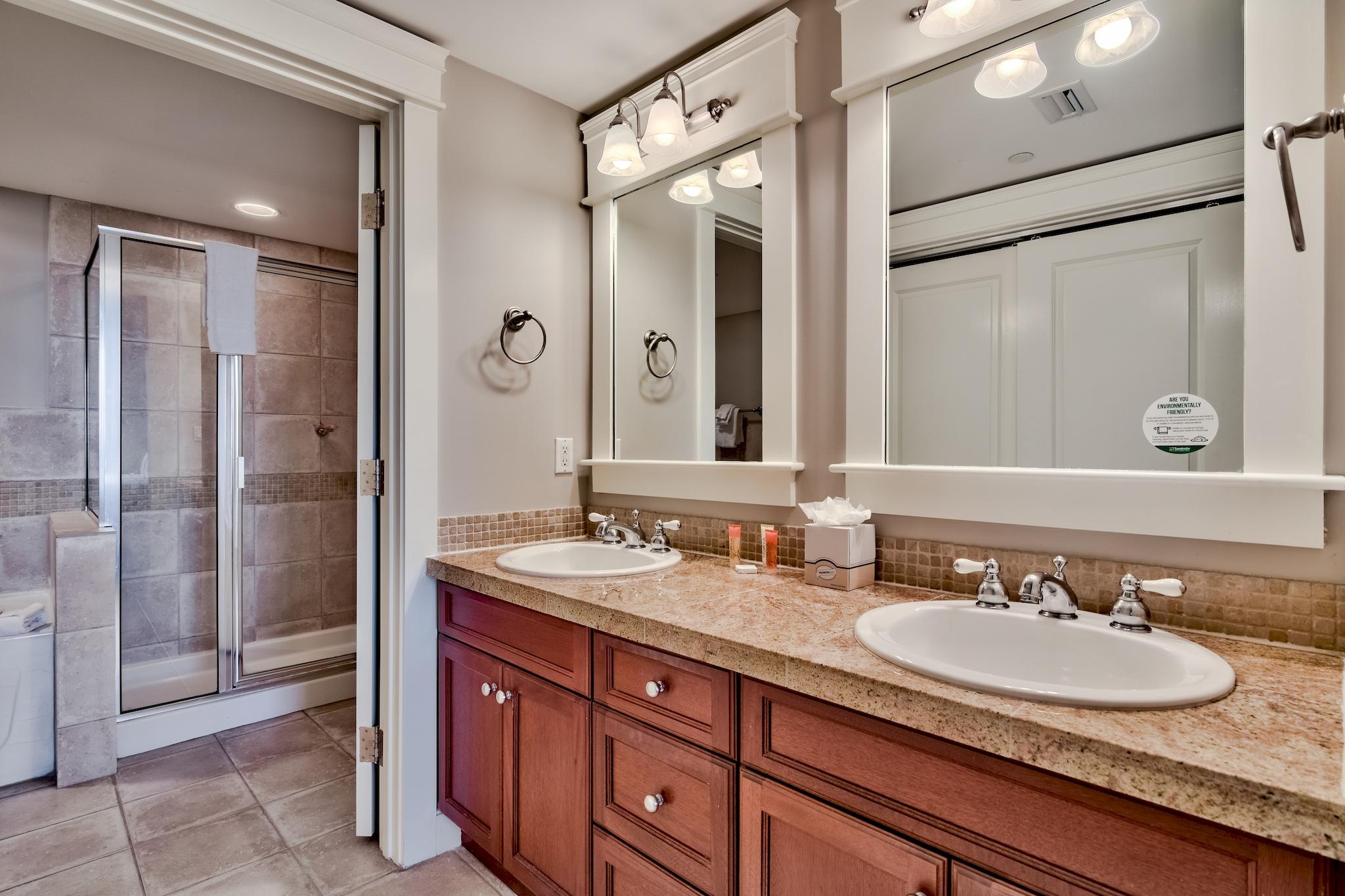 GRAND SANDESTIN THE - Residential