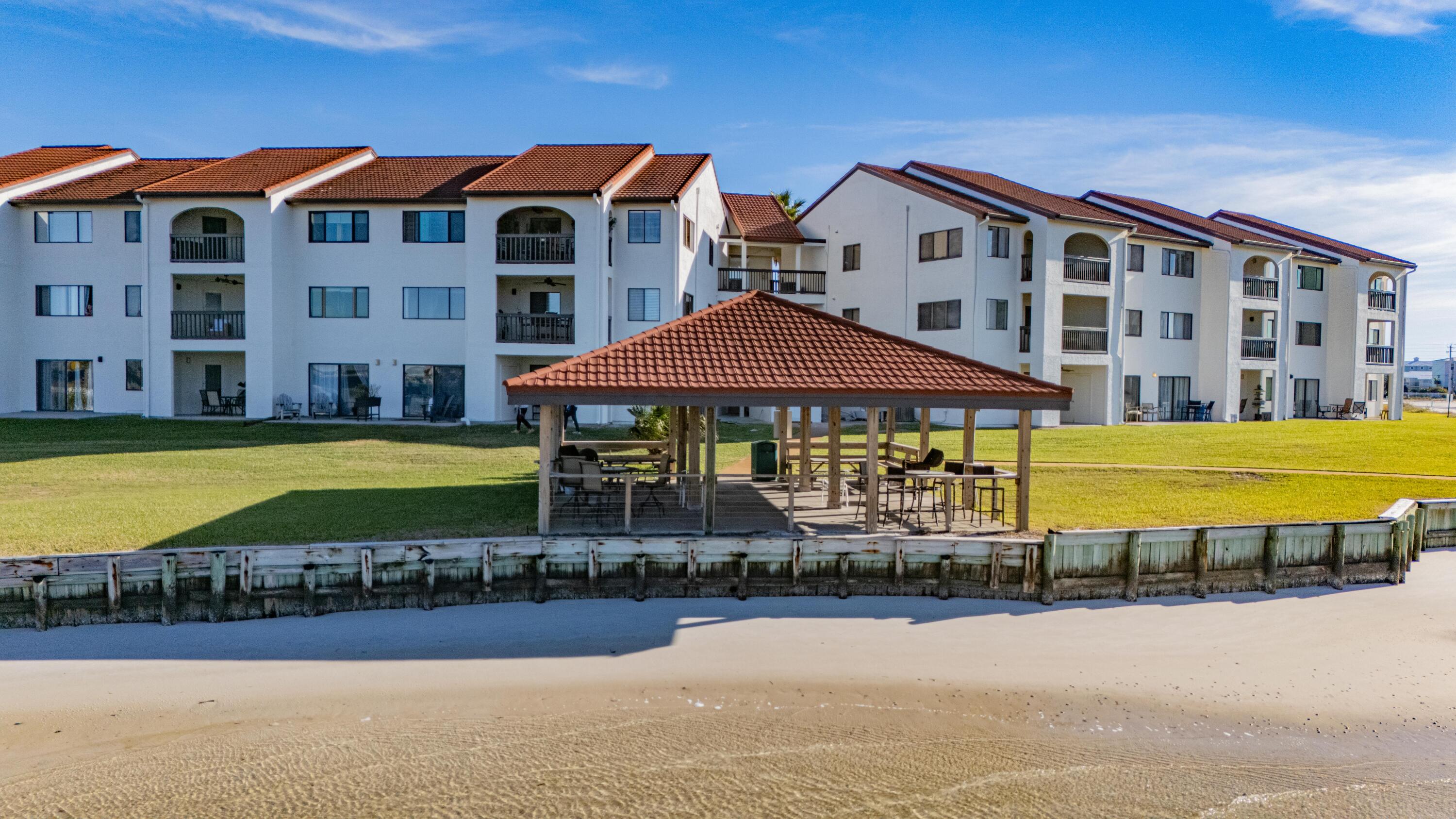 The Palms of Sunset Harbor - Residential