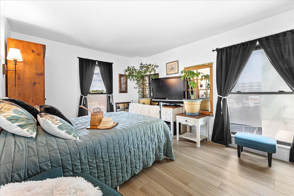 Gulfside Condominiums - Residential