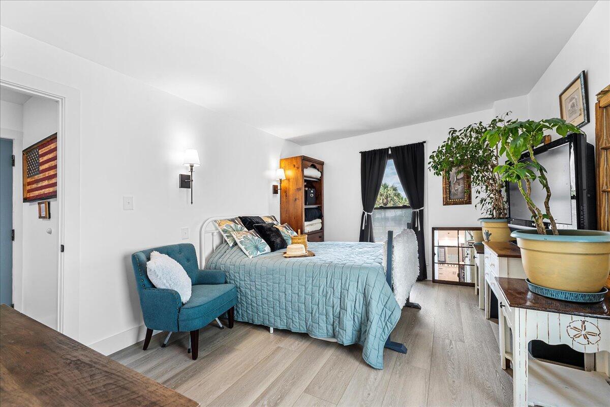 Gulfside Condominiums - Residential