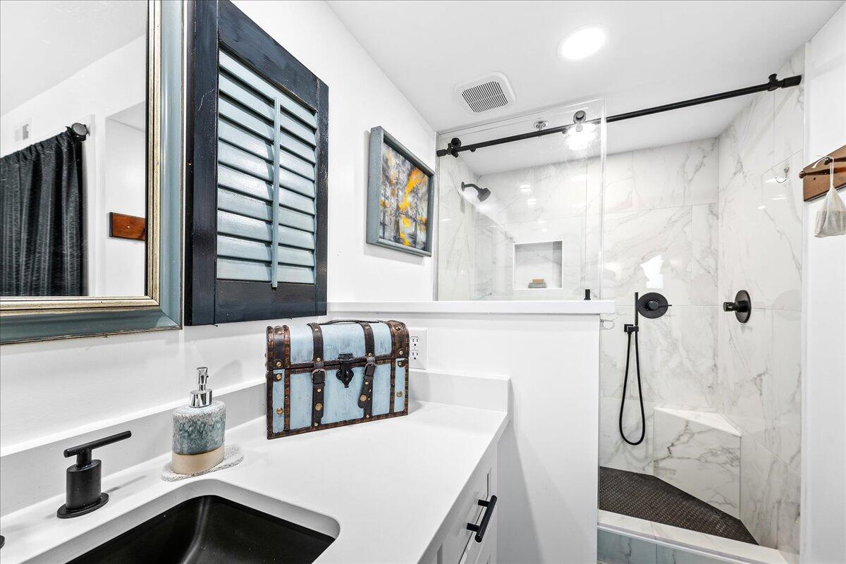 Gulfside Condominiums - Residential