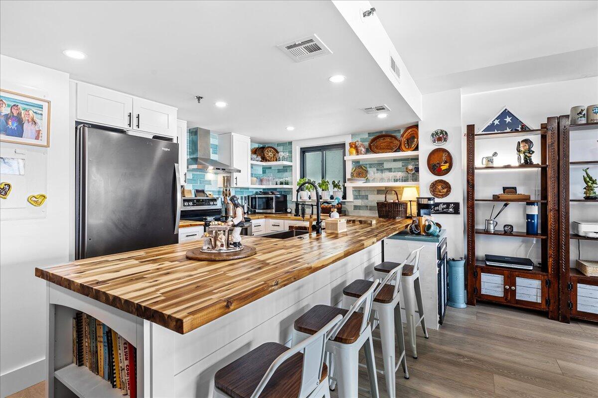 Gulfside Condominiums - Residential