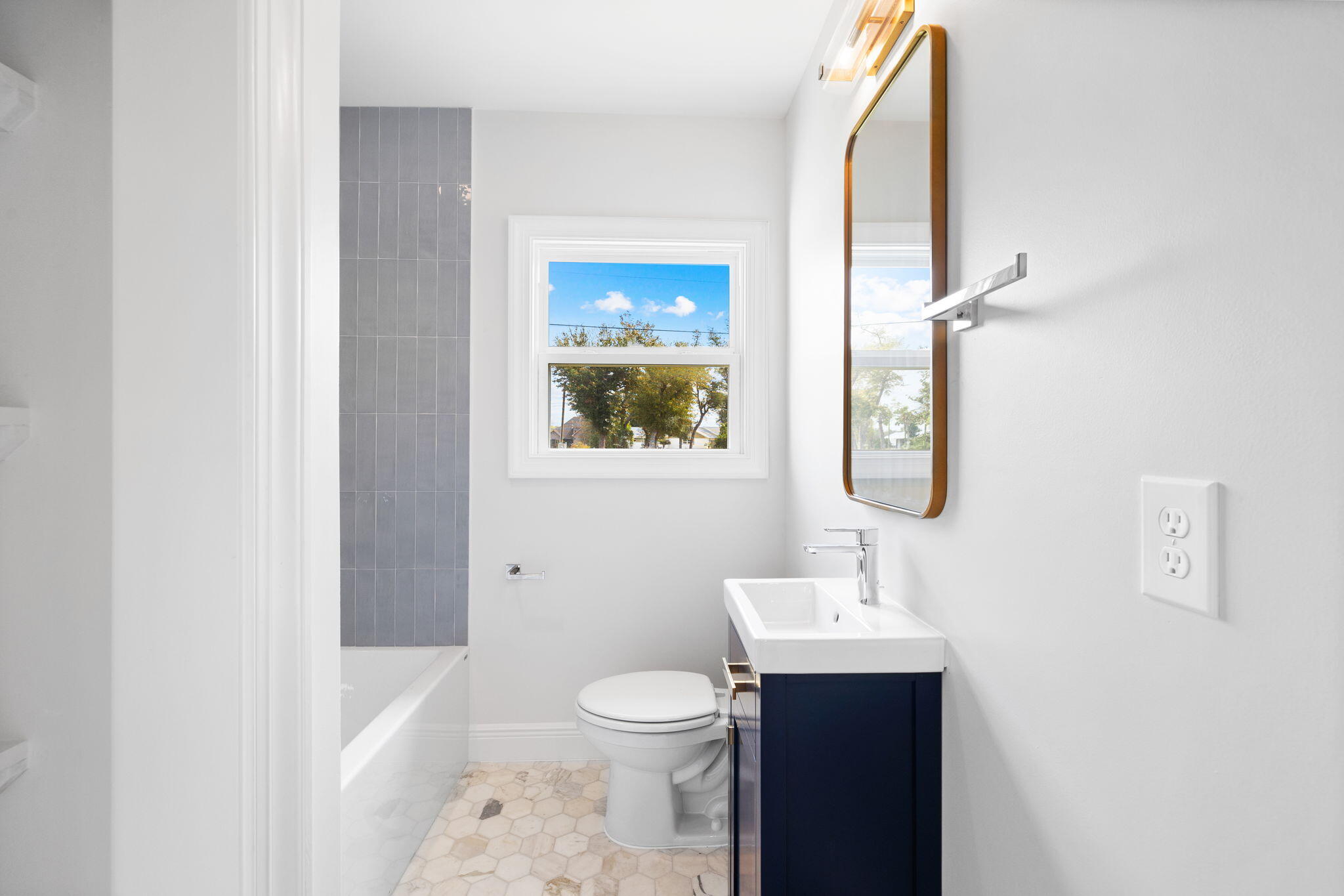 COVE PARK ADDN - Residential