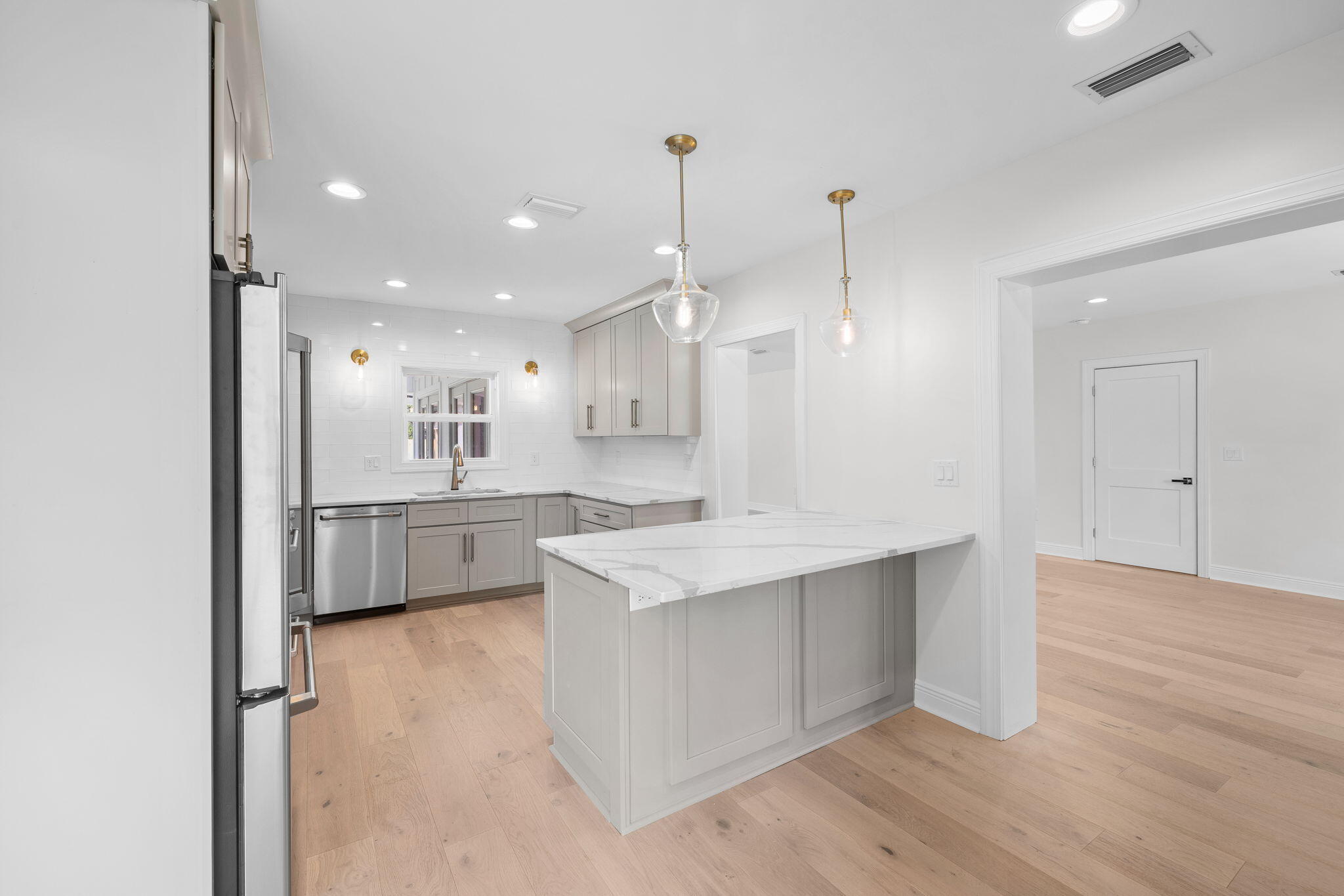 COVE PARK ADDN - Residential