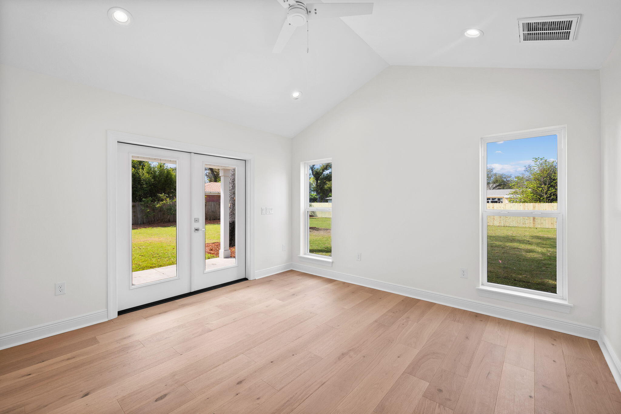 COVE PARK ADDN - Residential