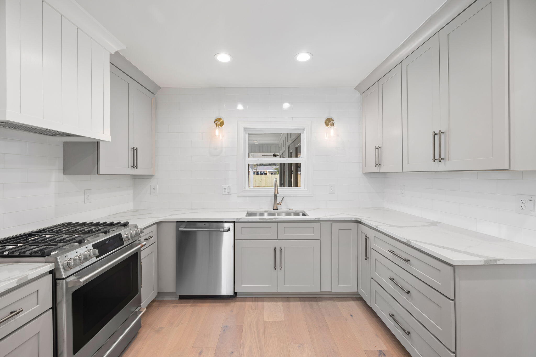 COVE PARK ADDN - Residential