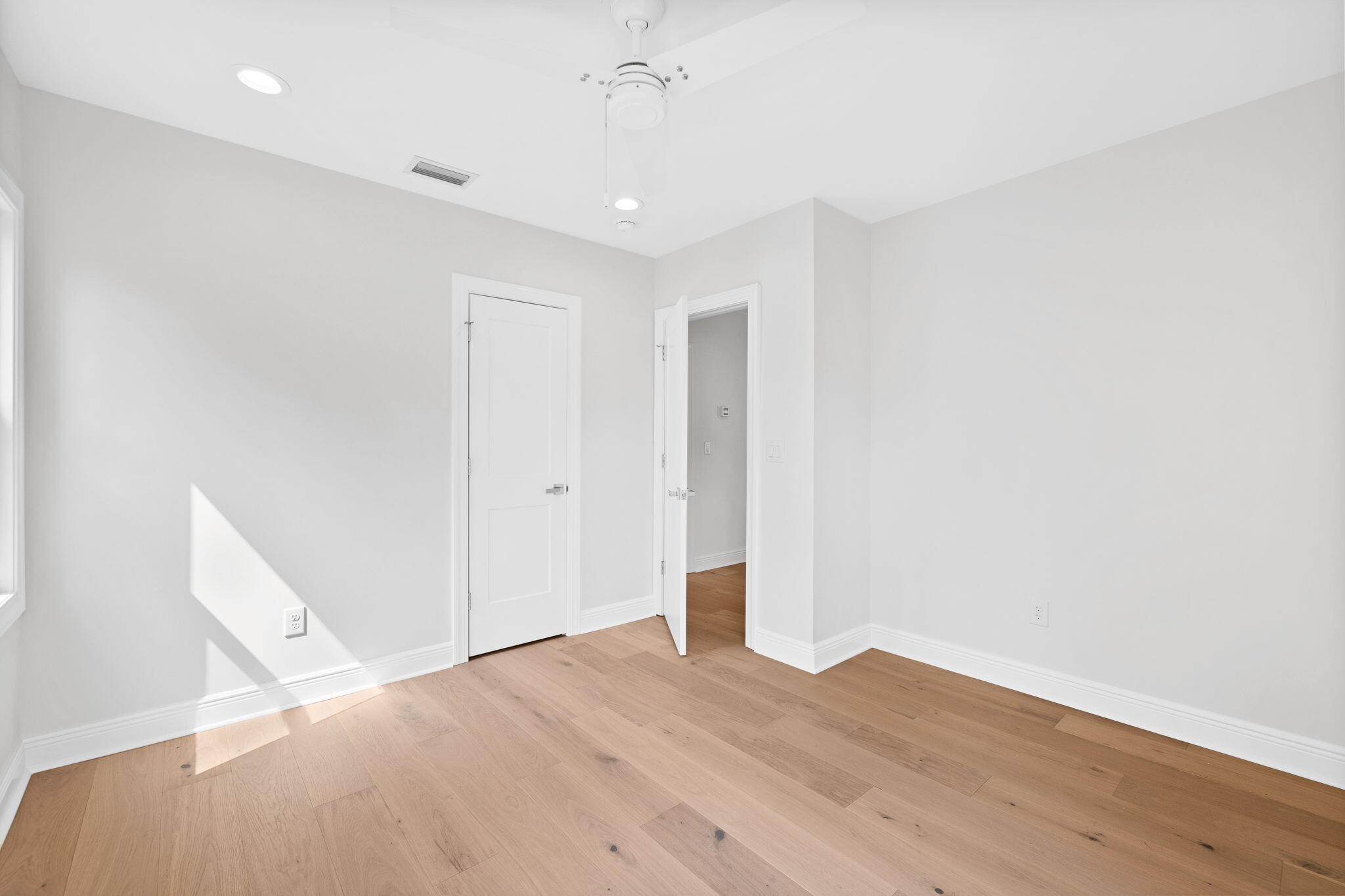 COVE PARK ADDN - Residential
