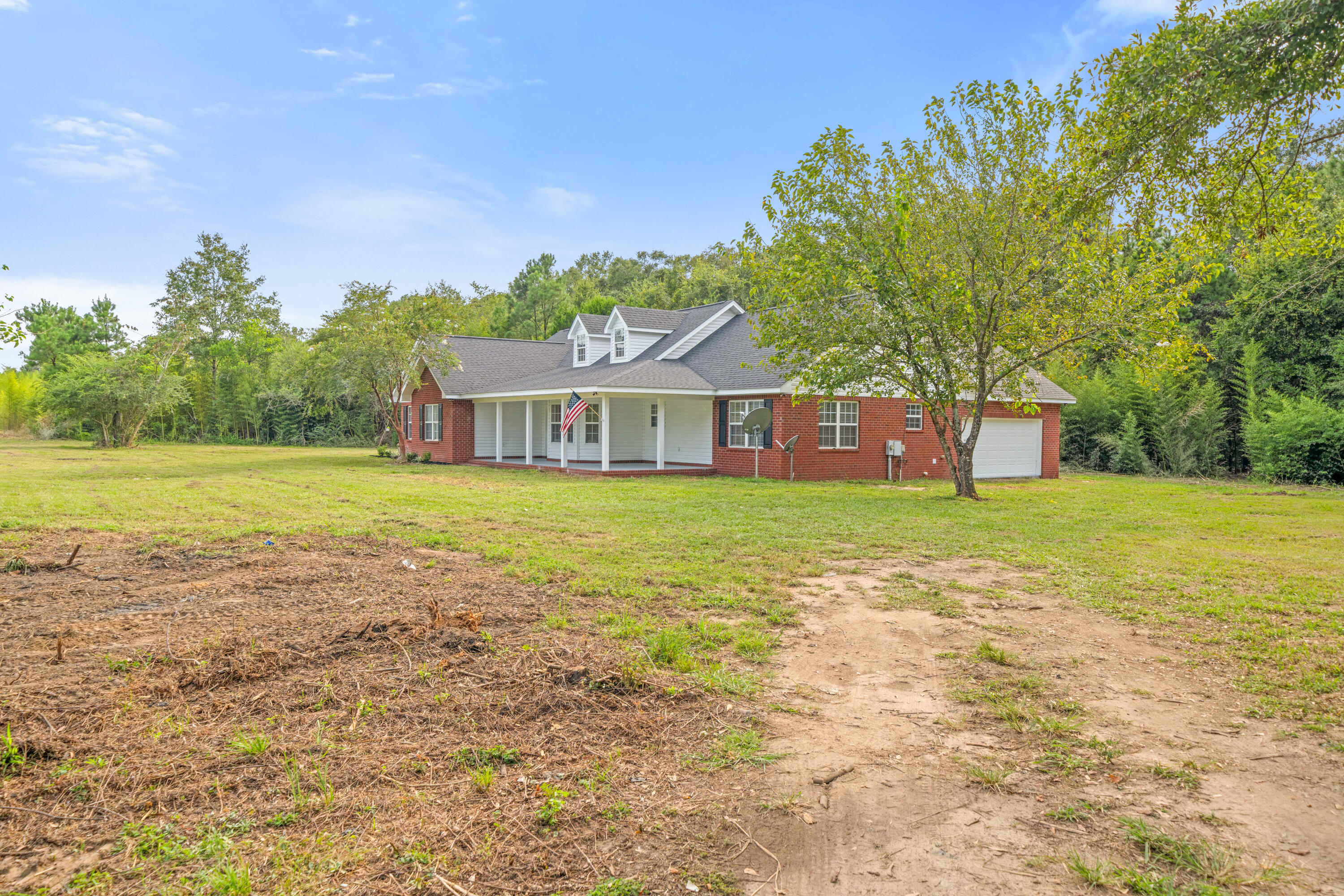 NO RECORDED SUBDIVISION - Residential