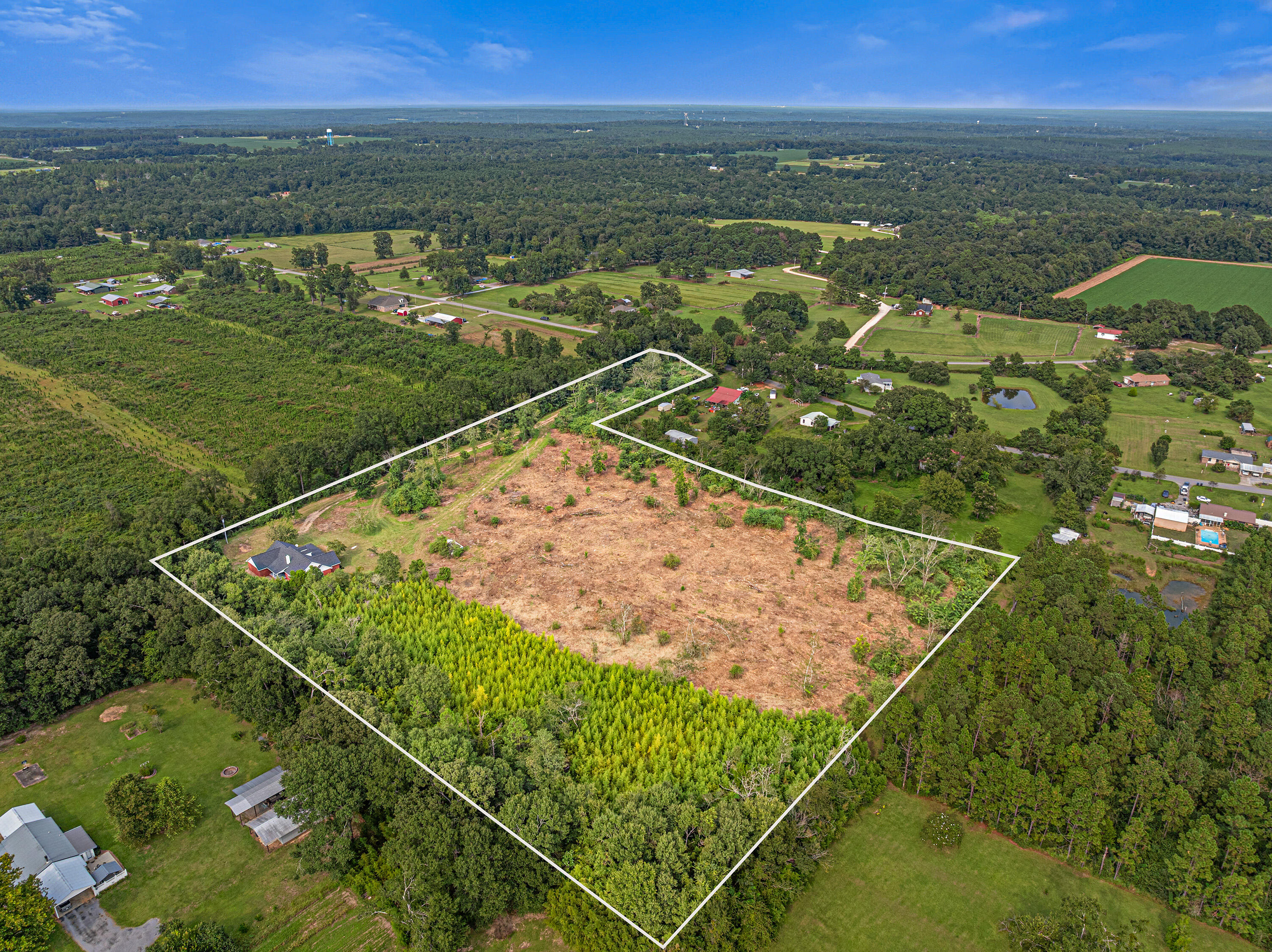 NO RECORDED SUBDIVISION - Residential