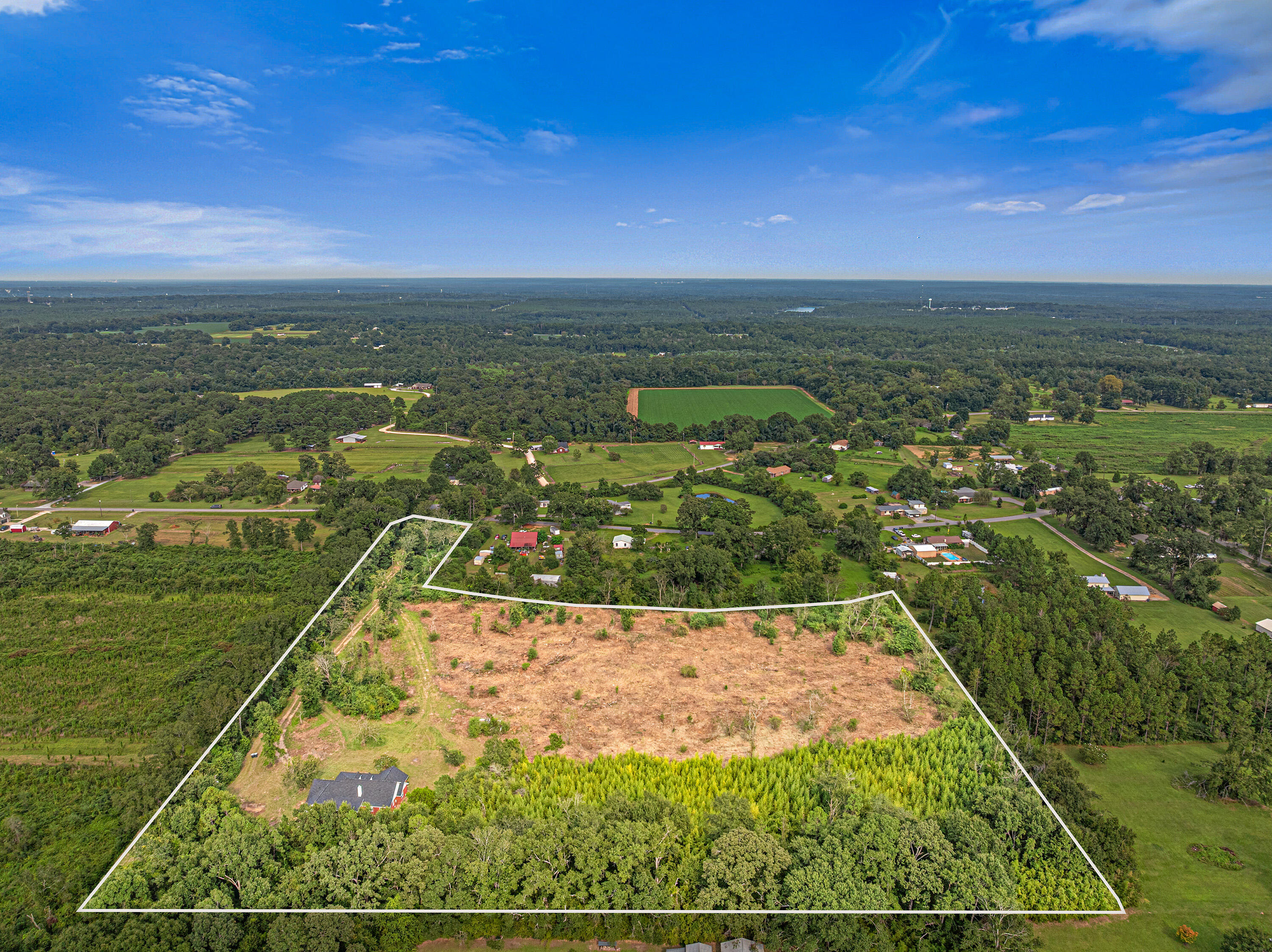 NO RECORDED SUBDIVISION - Residential