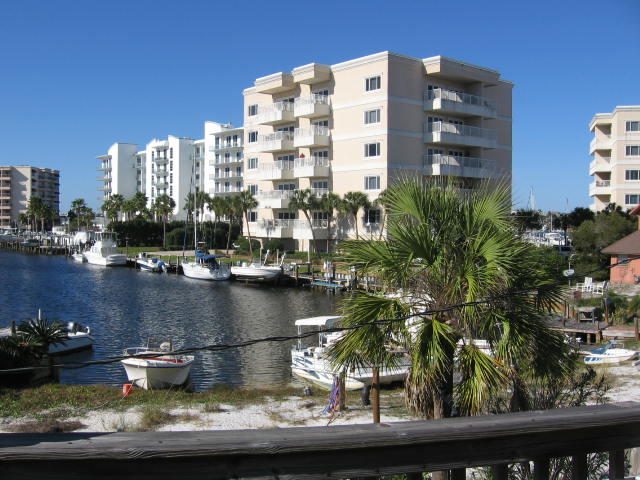 HOLIDAY ISLE - Residential