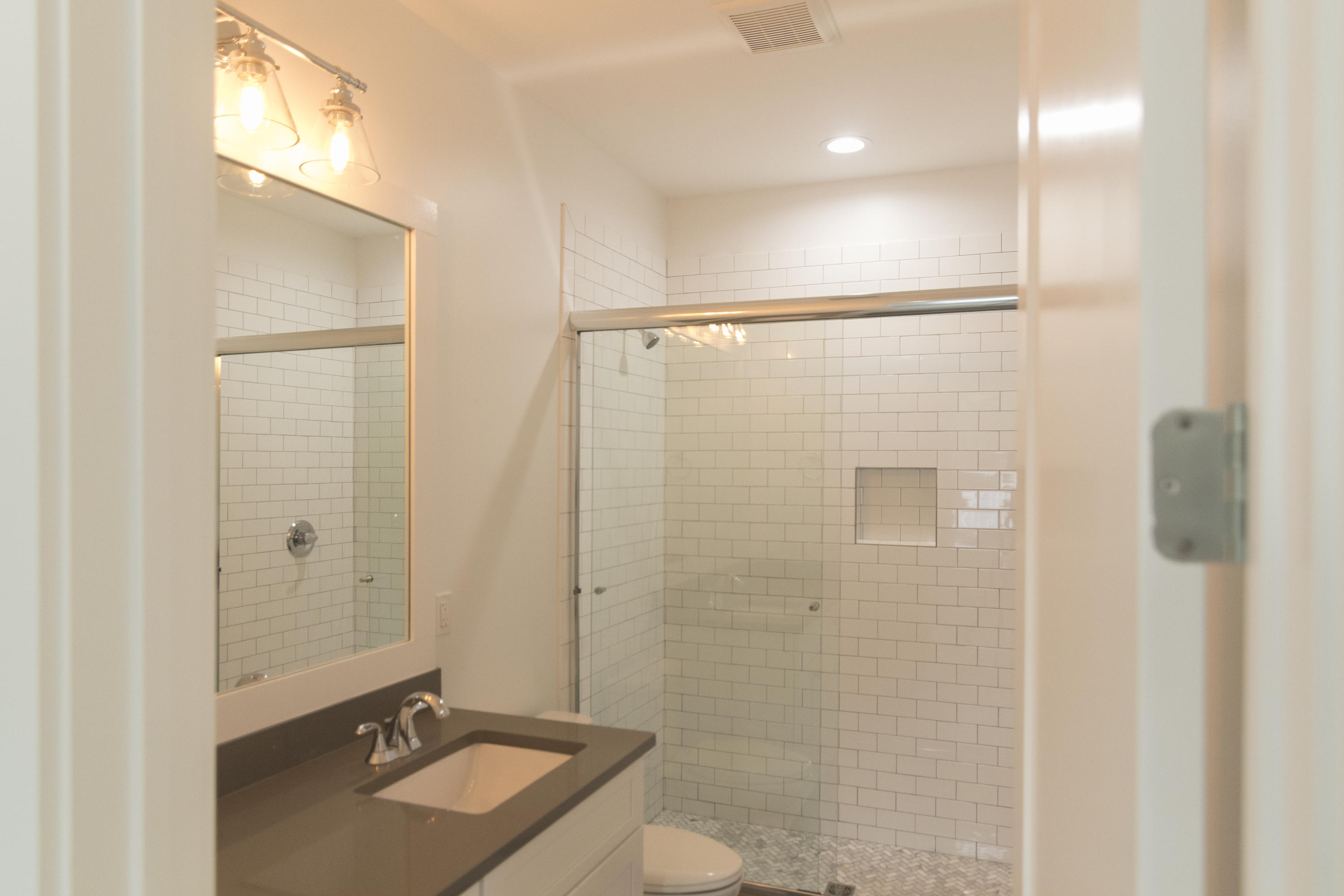 LIGHTHOUSE POINTE - Residential