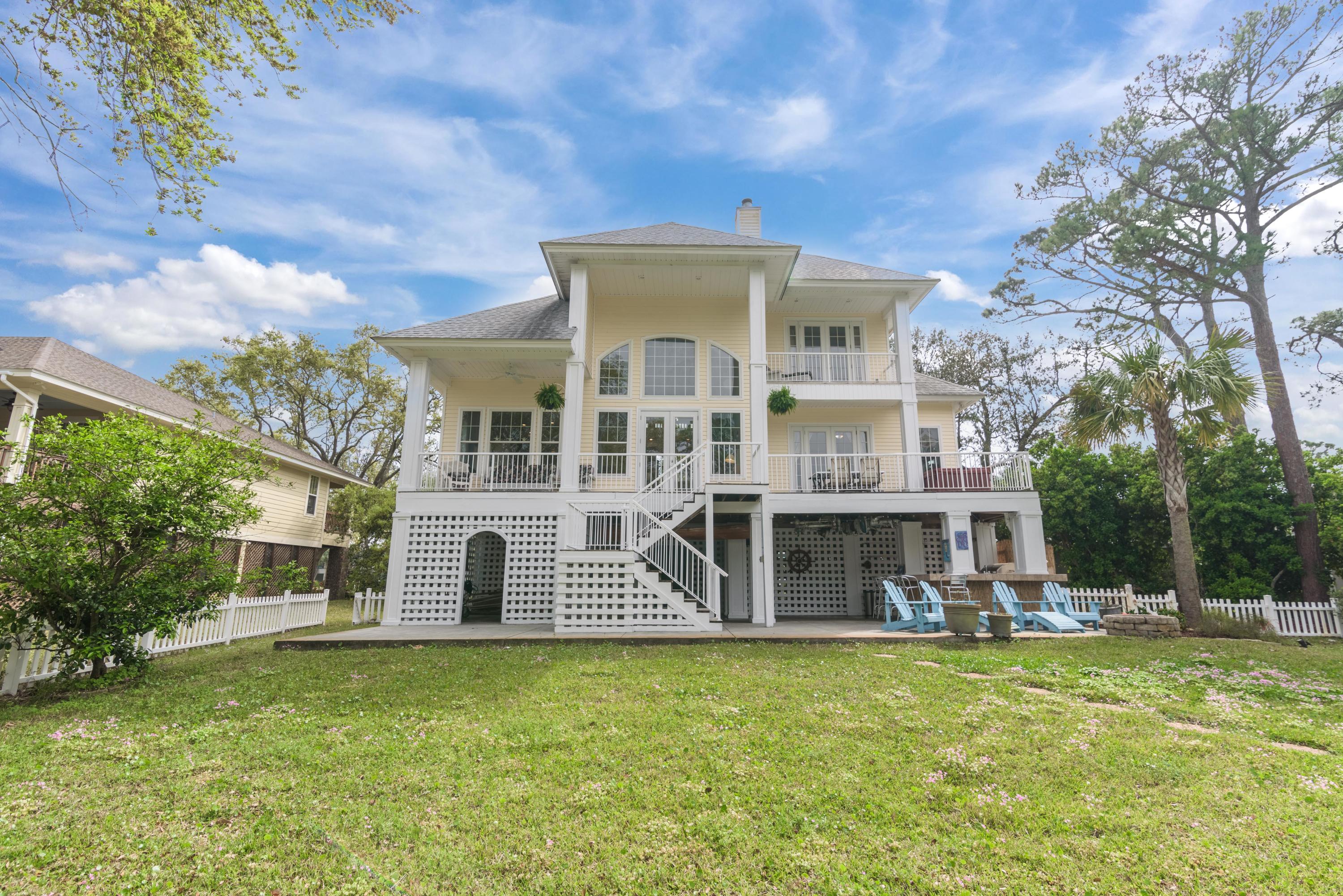 SOUNDSIDE RESUB - Residential