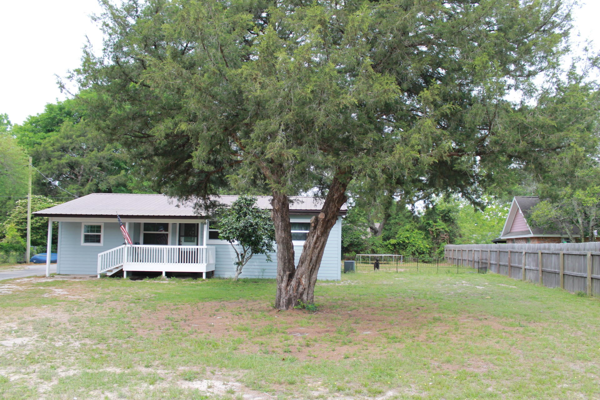 SEMINOLE 1ST ADD LOT 26 BLK F - Residential