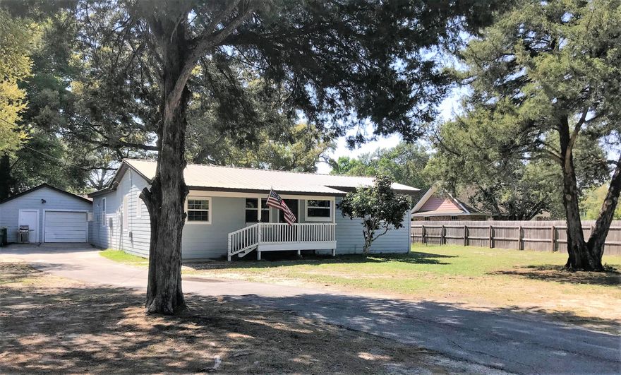 Beautiful home in Bluewater Bay area. Amazing location! This is a perfect starter home or investment property. Home sits on just under 1/2 acre and is less than a 5 min drive to the Midbay bridge. Also in close proximity to schools and only a block away from a public park. The sellers have made updates which include a new metal roof (2012), new hot water heater, and new hardie board siding.In addition, the sellers have added approximately 400 sqft of living space for the new buyers to create their own master bed/bath. This home wont last long. Call listing agent for more info.
